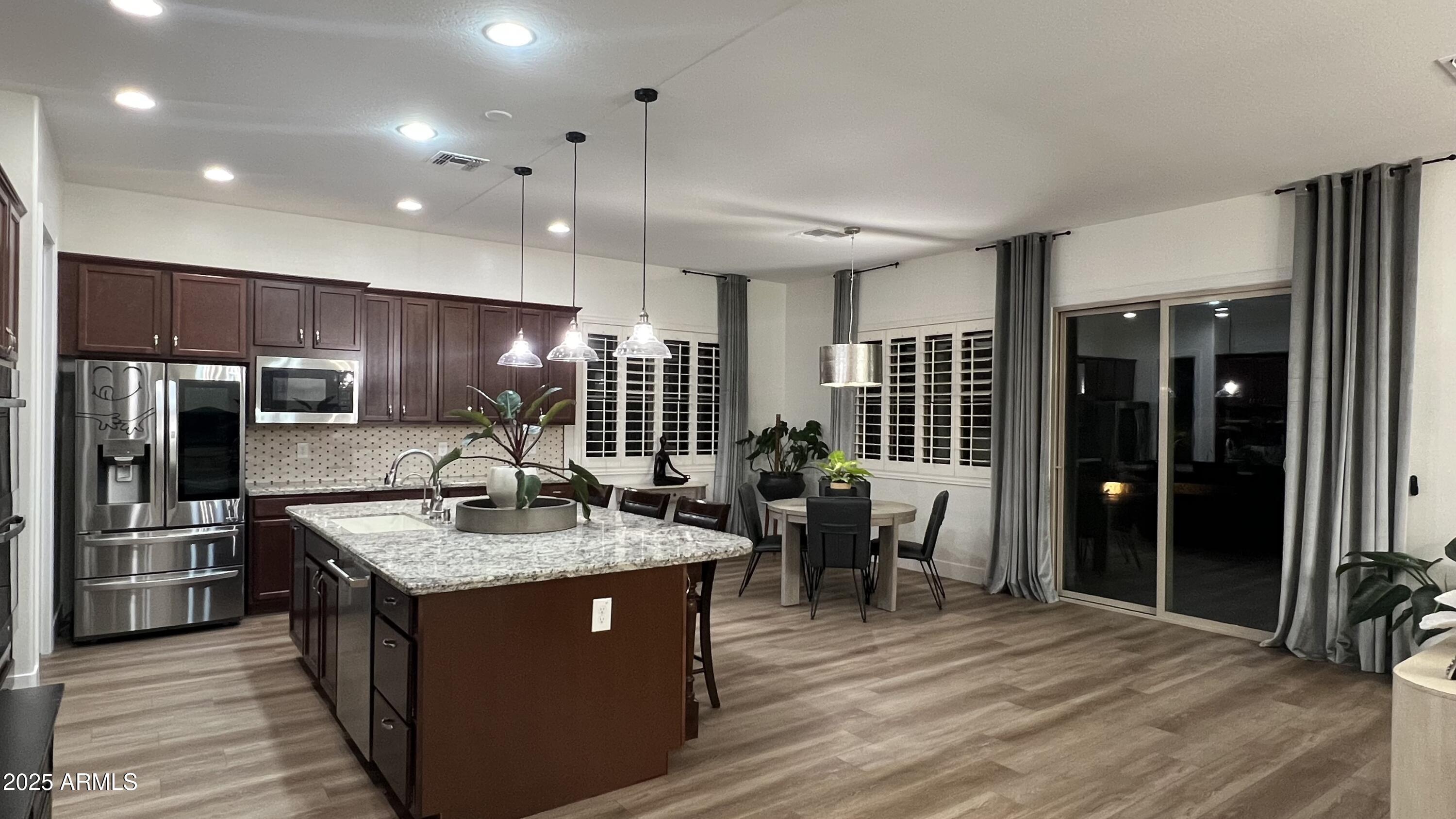 2121 E AQUARIUS Place