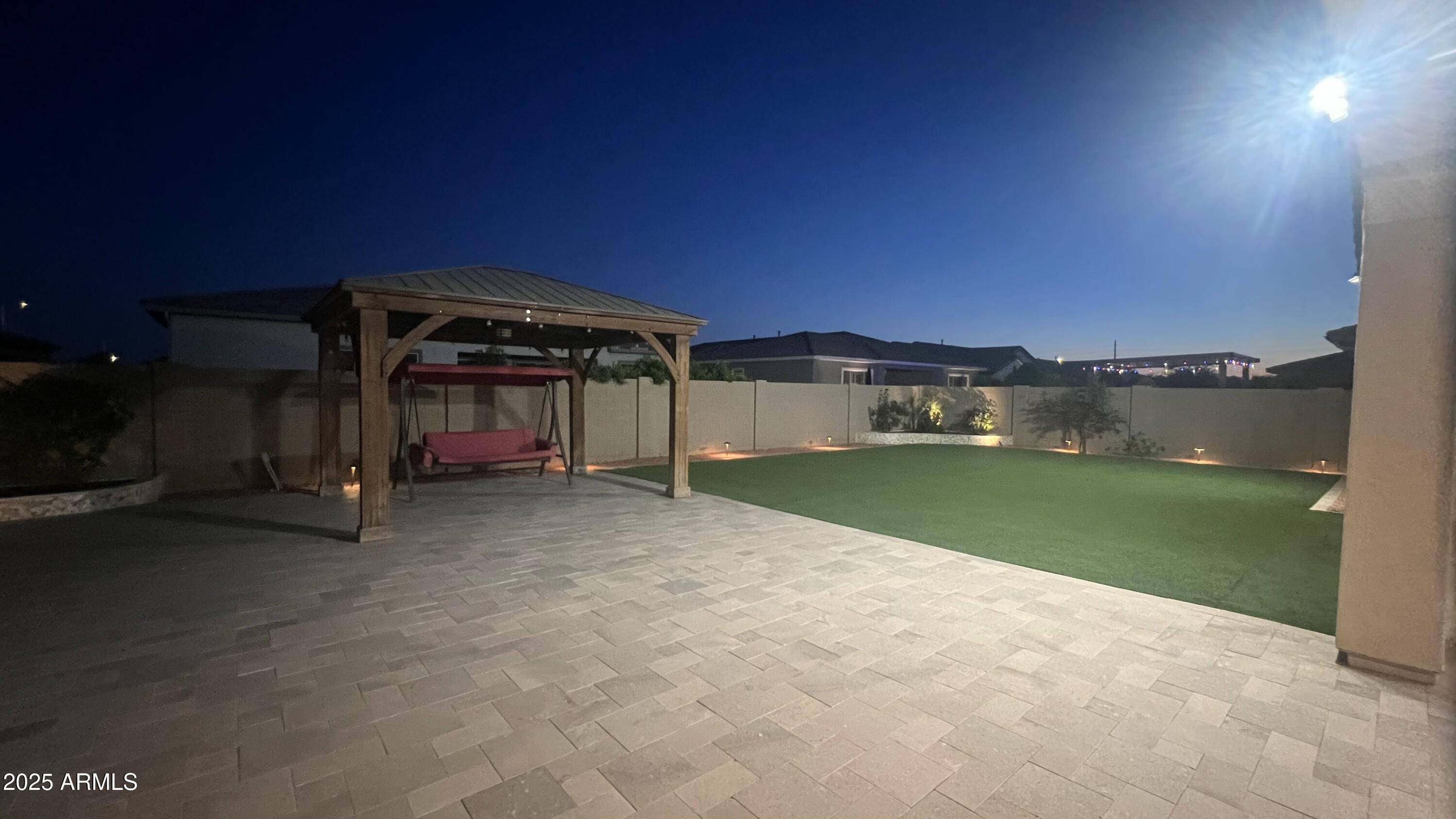 2121 E AQUARIUS Place