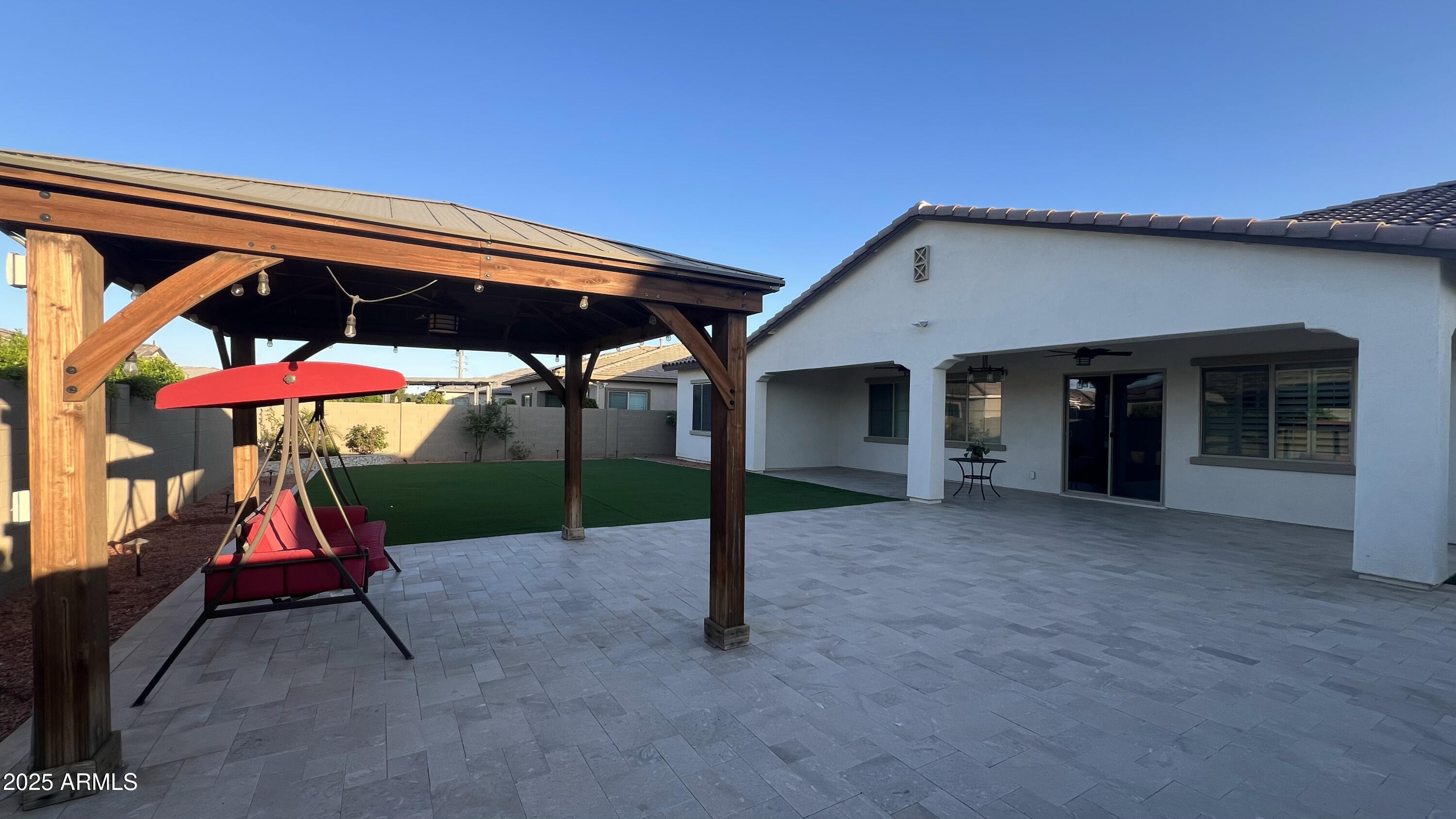 2121 E AQUARIUS Place