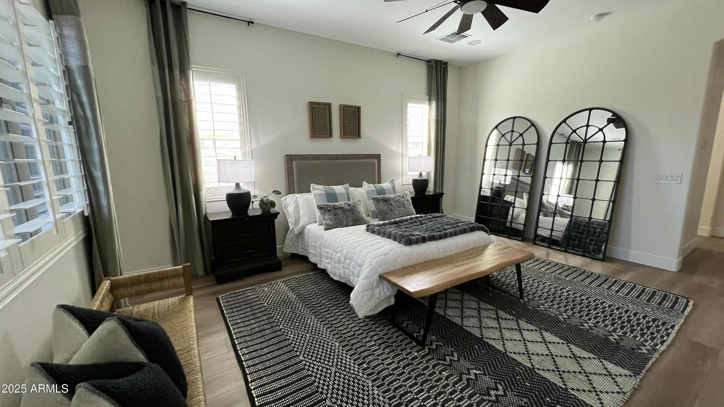 2121 E AQUARIUS Place