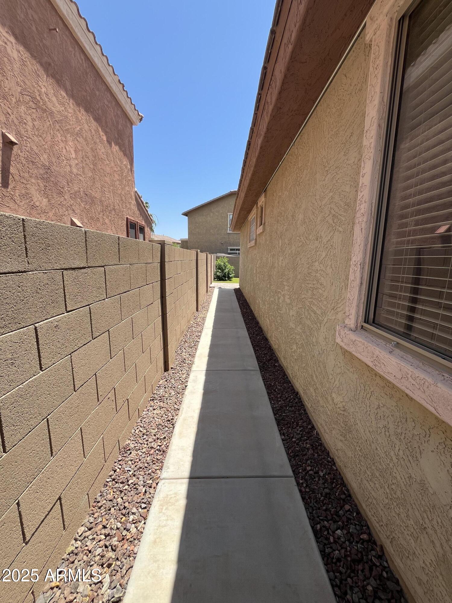 11249 N 161ST Avenue