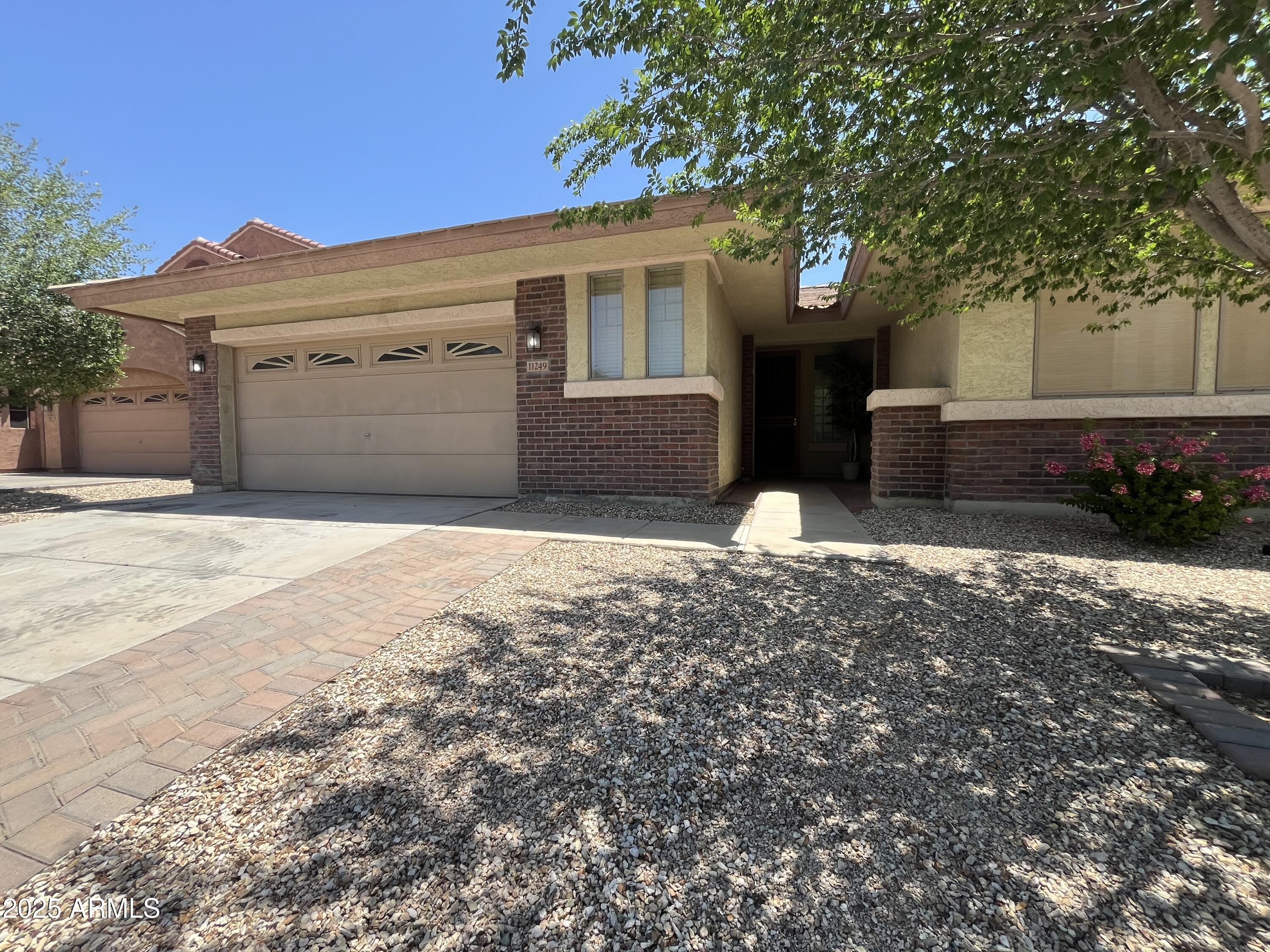 11249 N 161ST Avenue