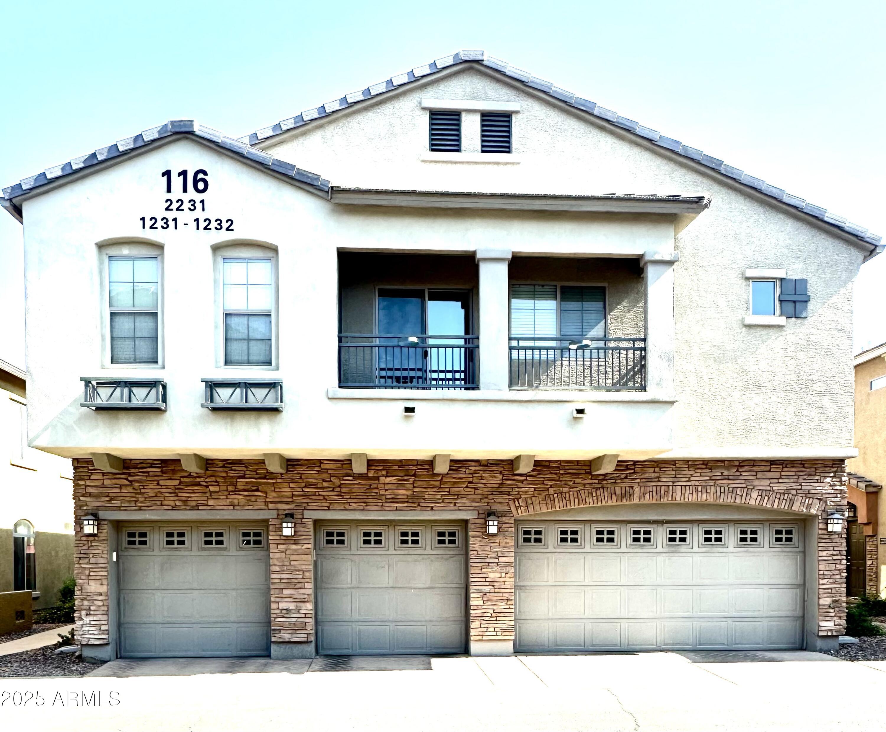 1350 S GREENFIELD Road, 2231