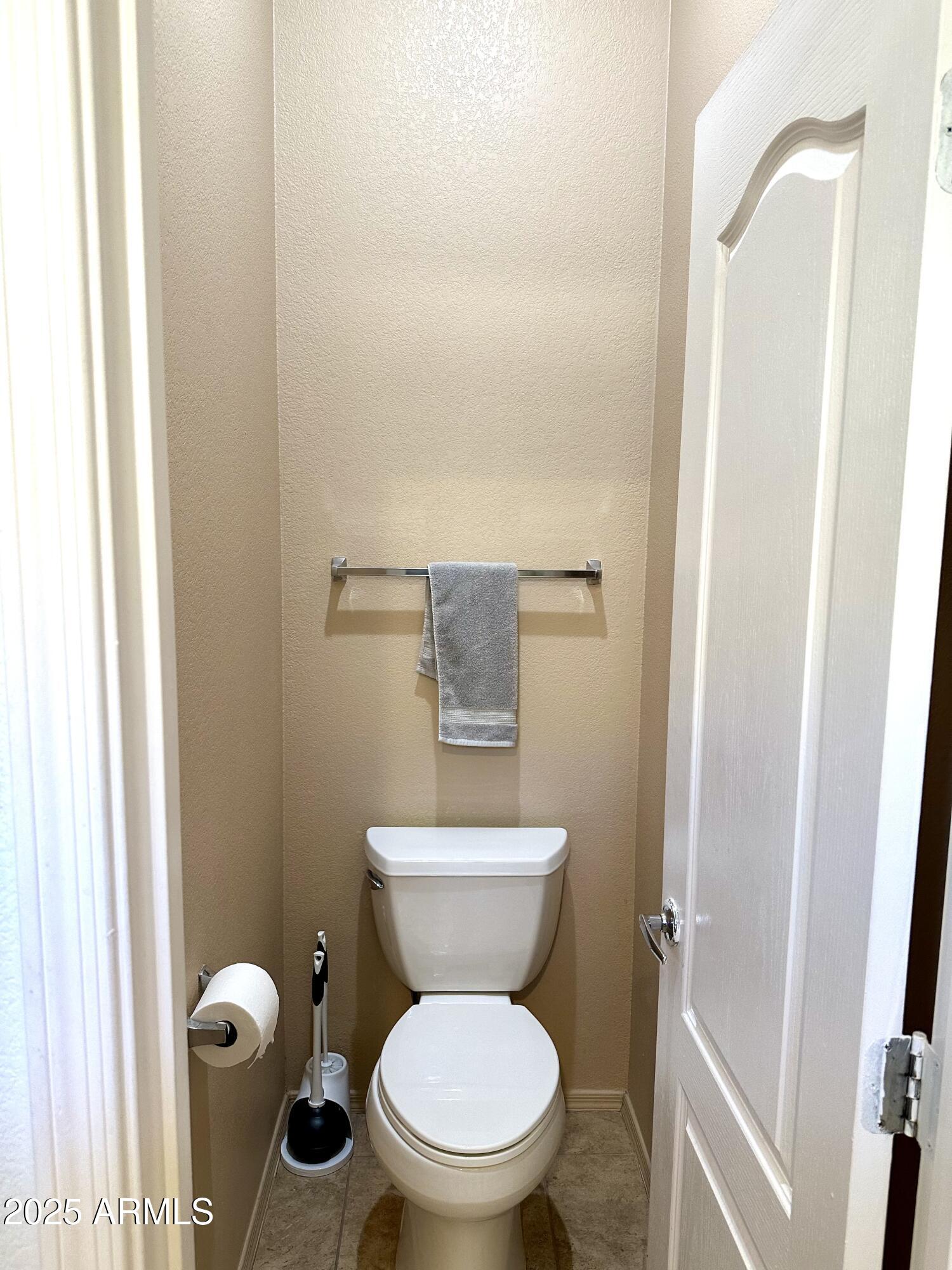 1350 S GREENFIELD Road, 2231