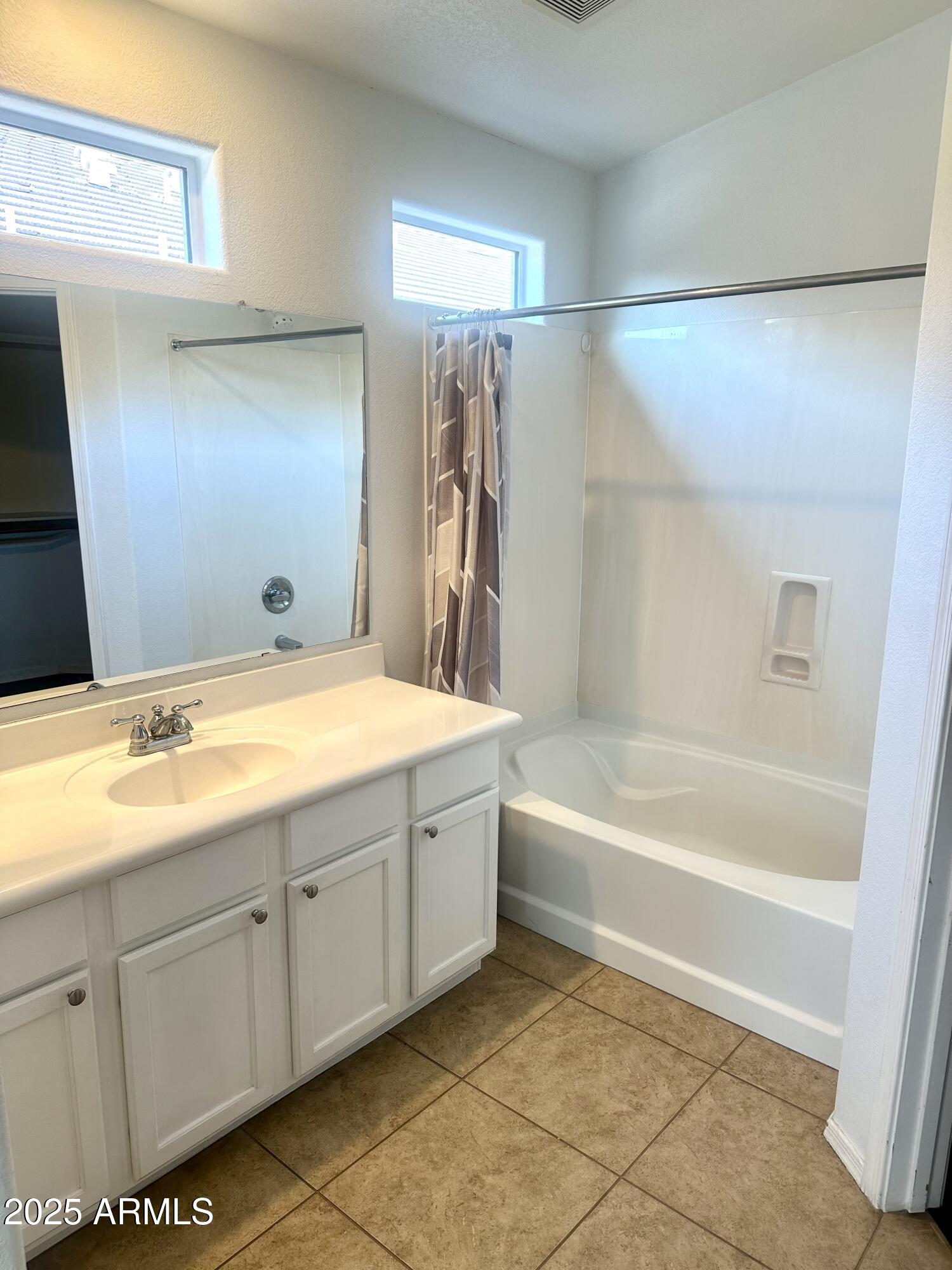 1350 S GREENFIELD Road, 2231