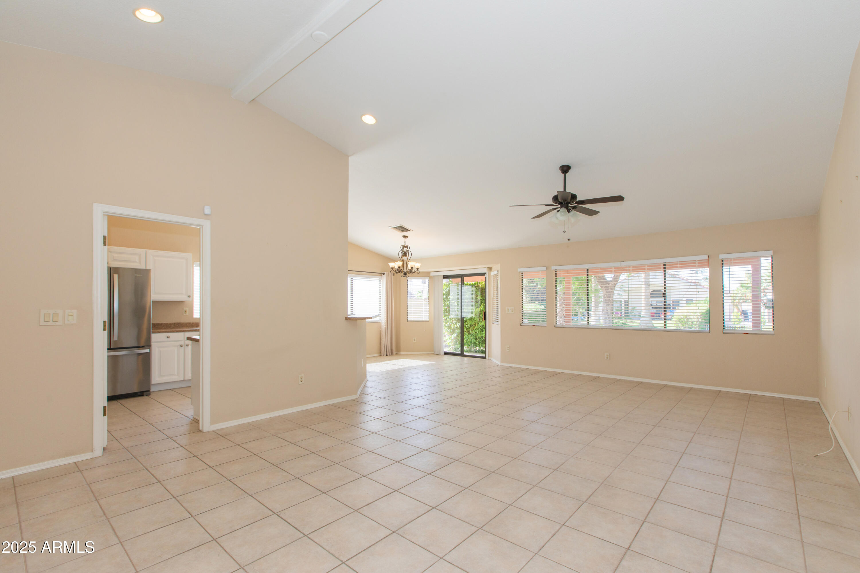 1603 E CHICAGO Street