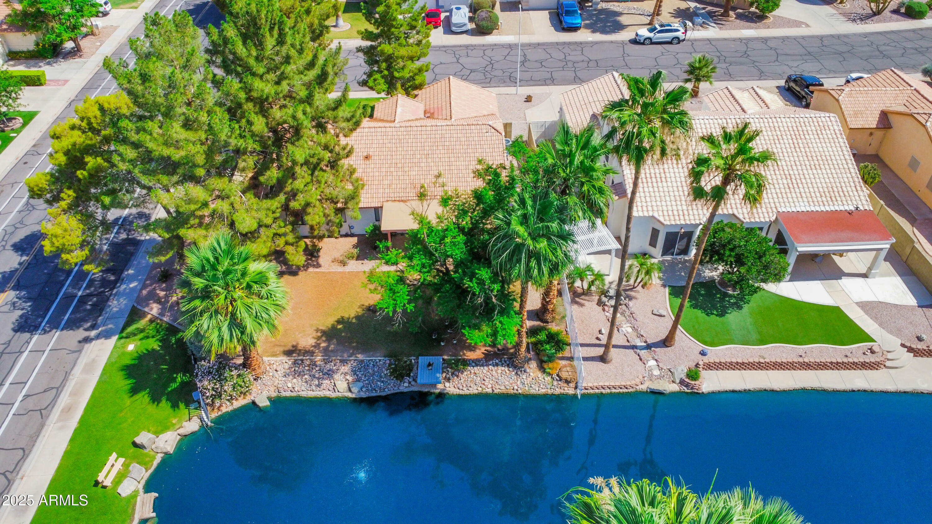 1603 E CHICAGO Street