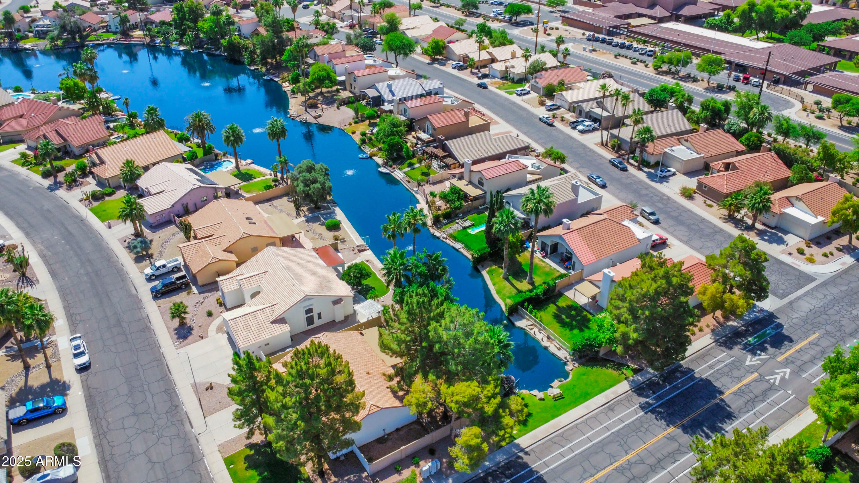 1603 E CHICAGO Street