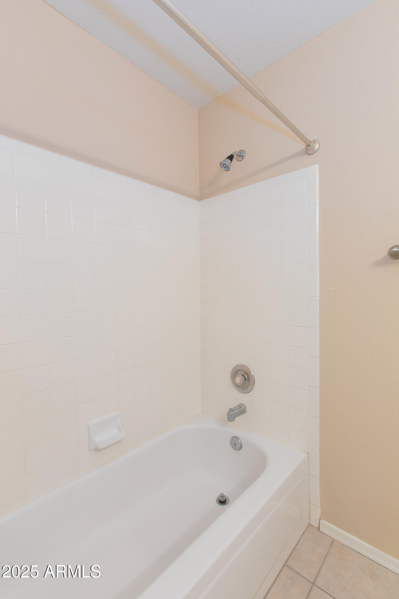 1603 E CHICAGO Street