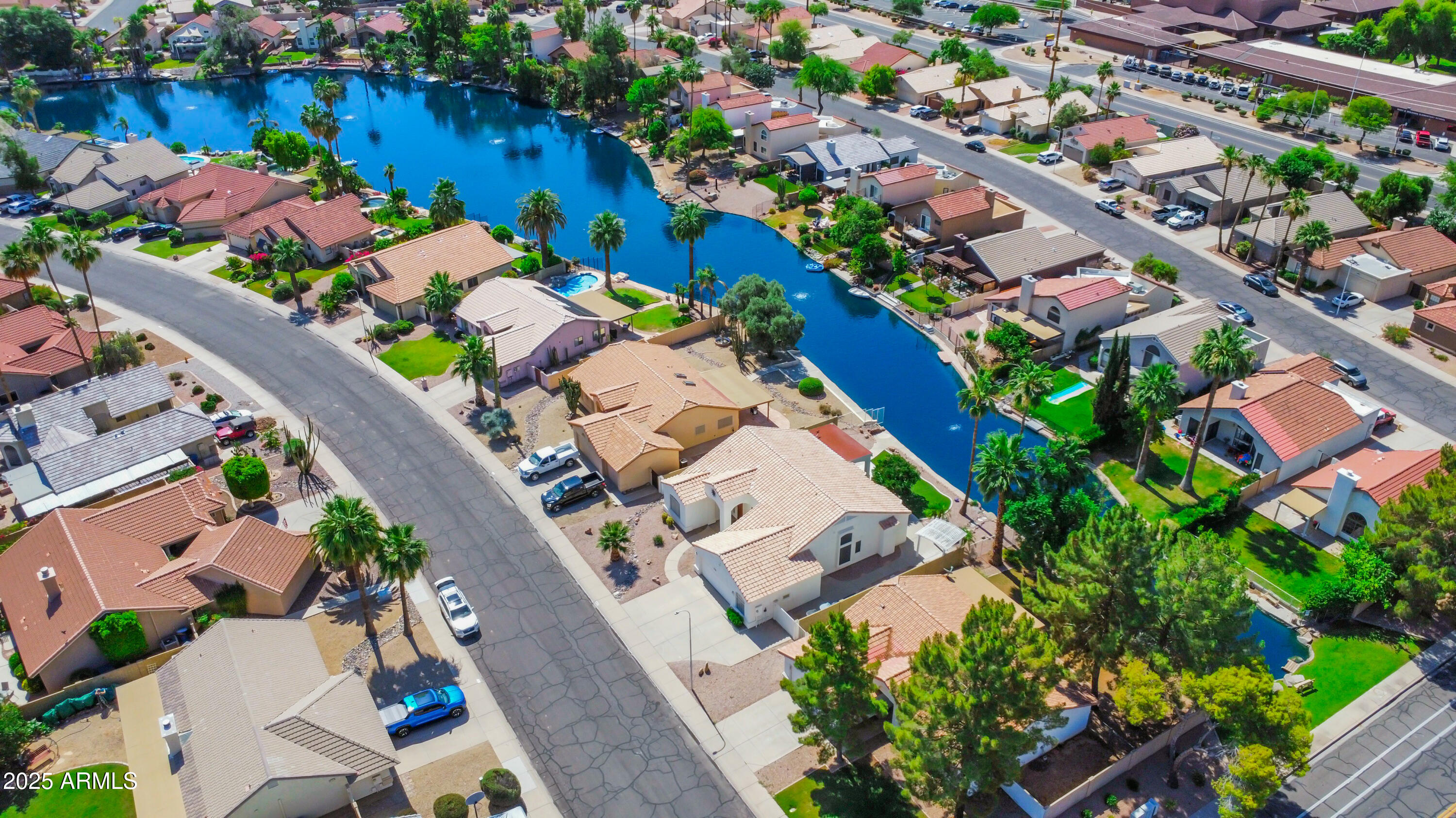 1603 E CHICAGO Street