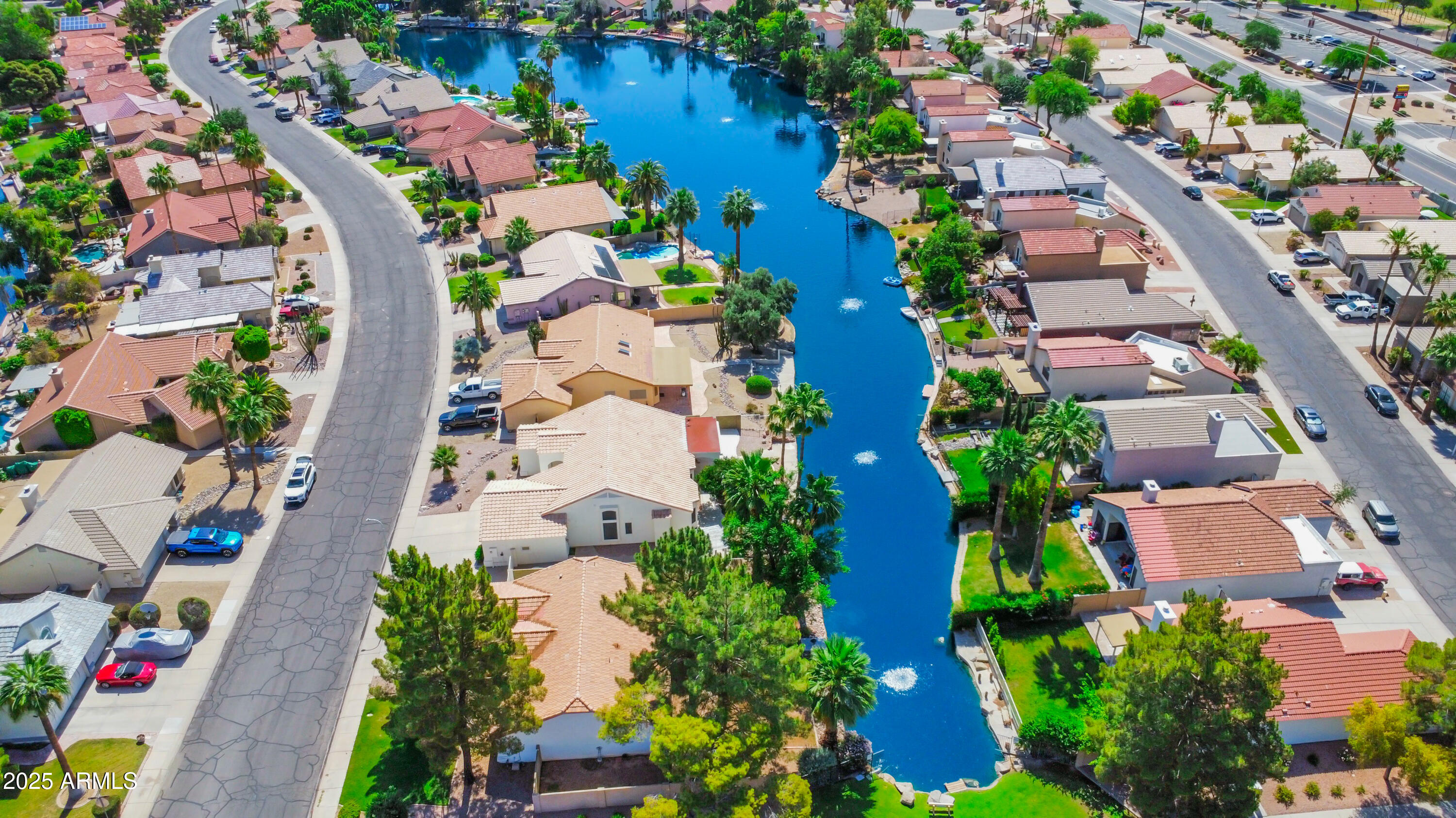 1603 E CHICAGO Street