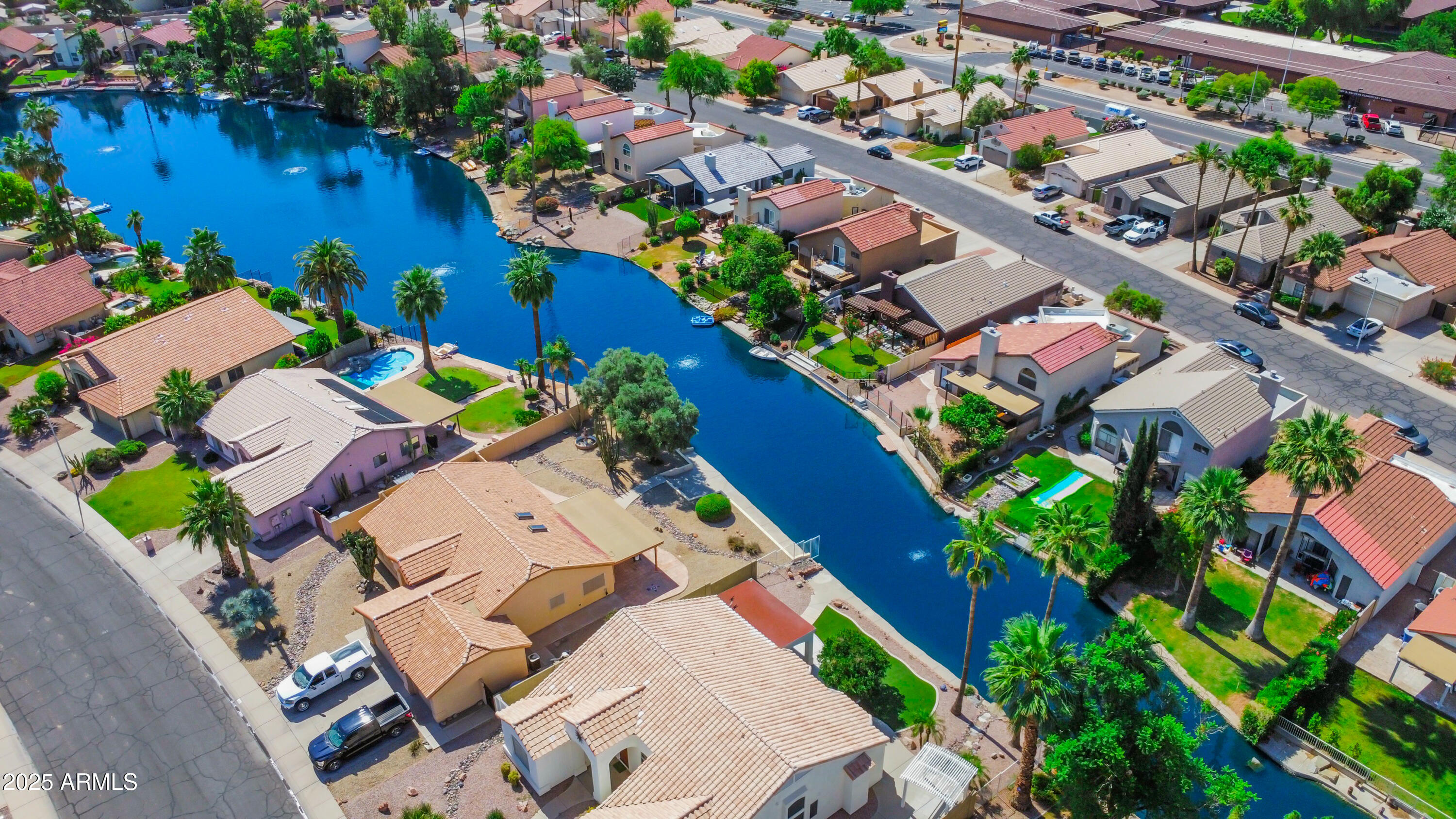 1603 E CHICAGO Street