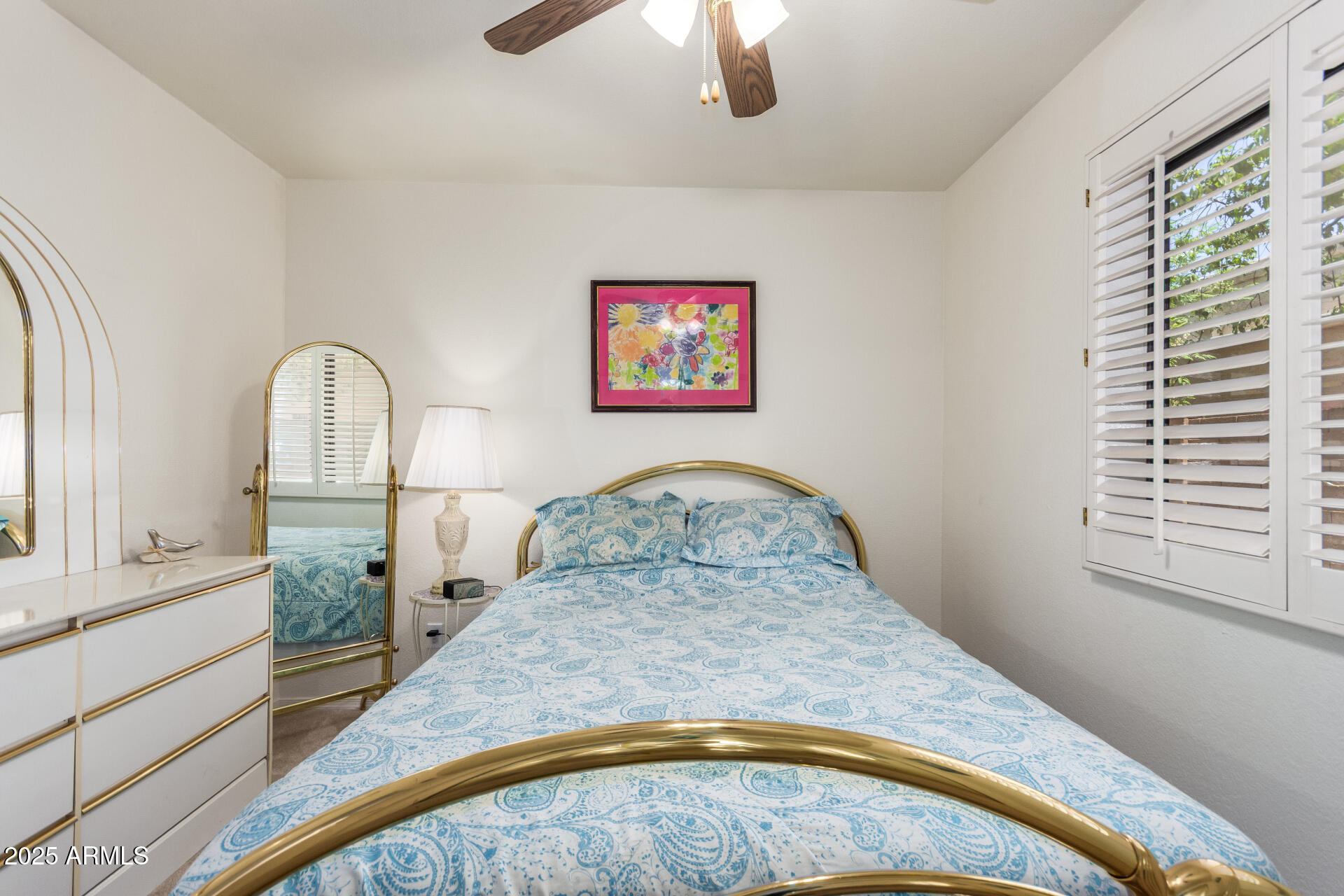 400 W CROFTON Street