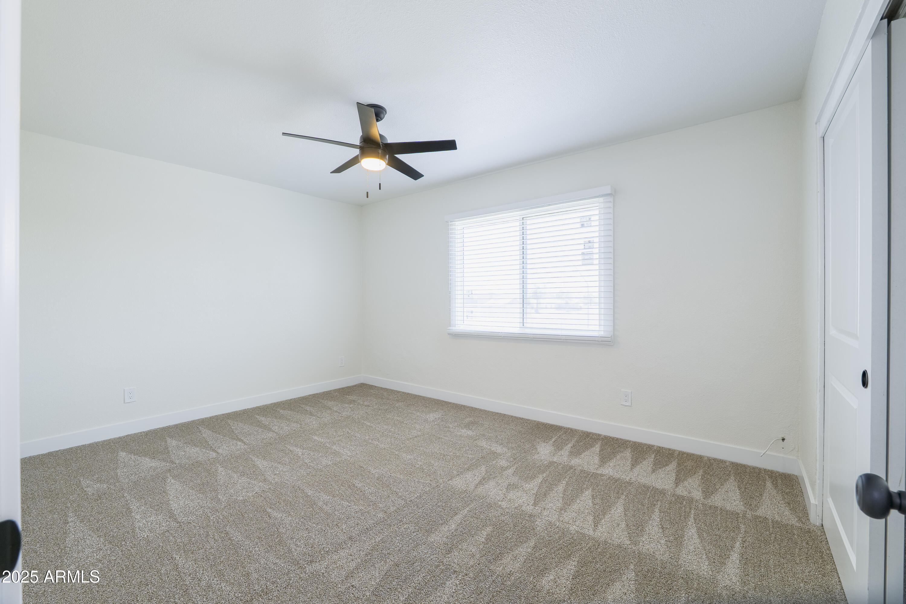 948 S Alma School Road, 1