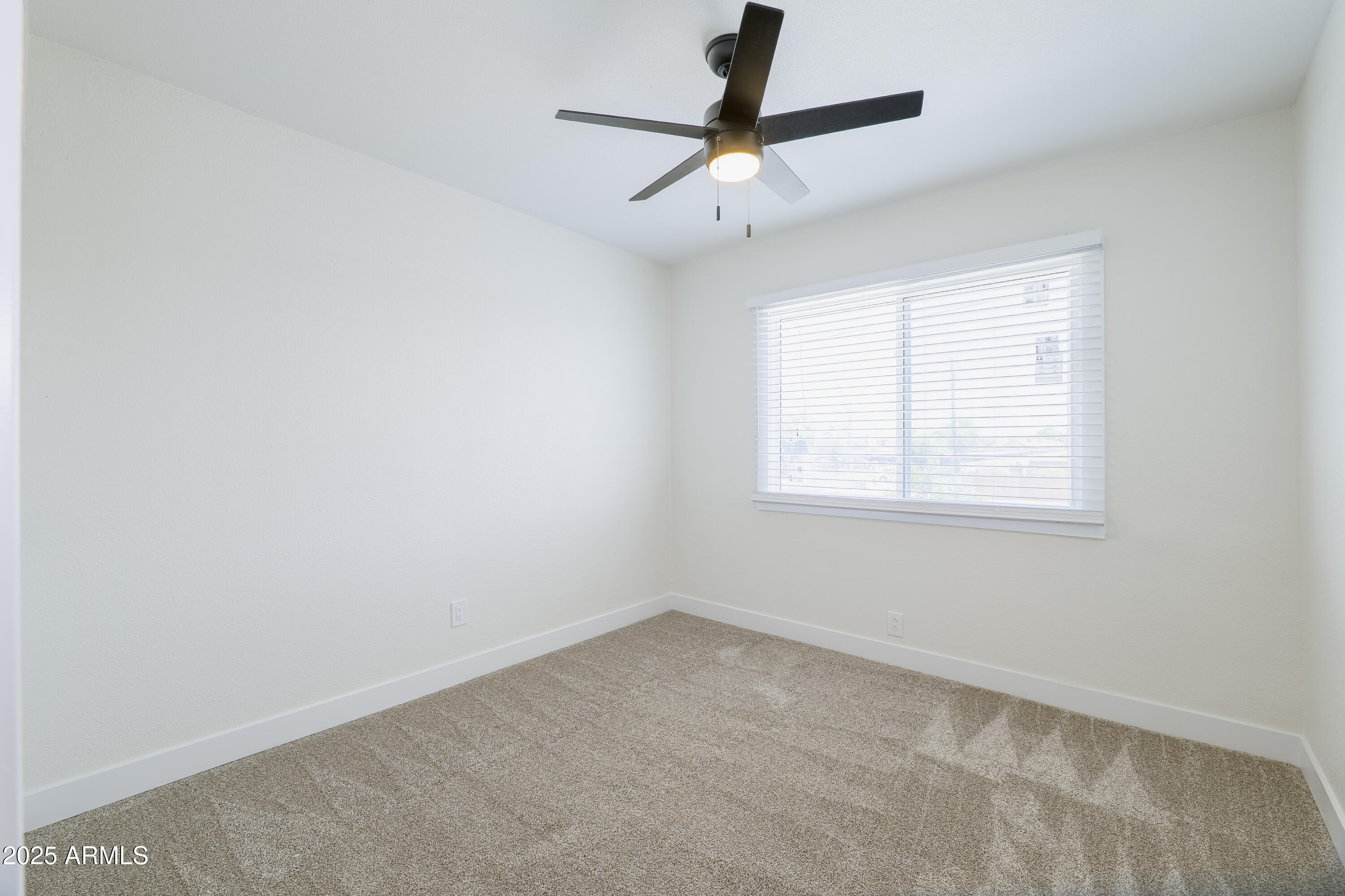 948 S Alma School Road, 1