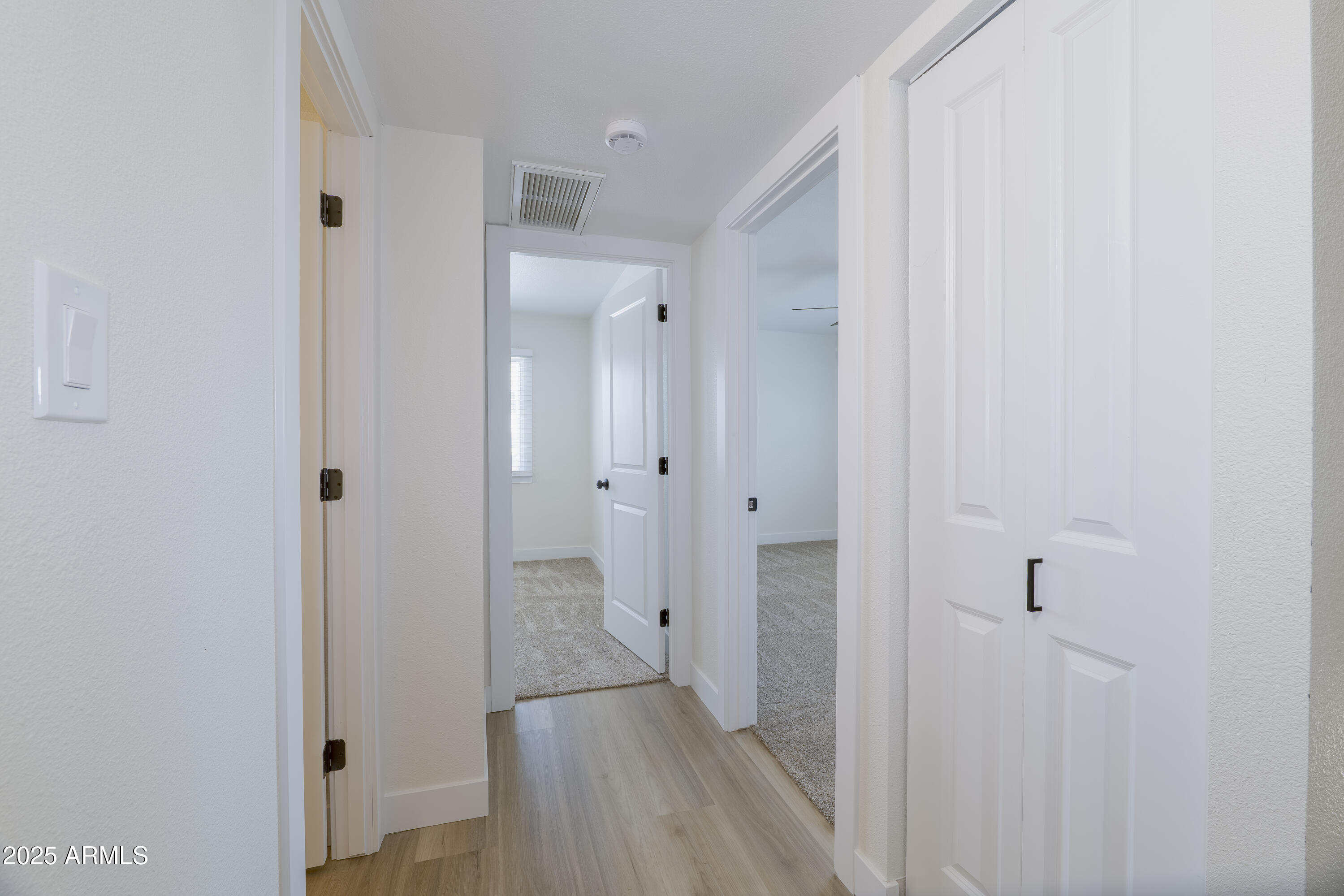 948 S Alma School Road, 1