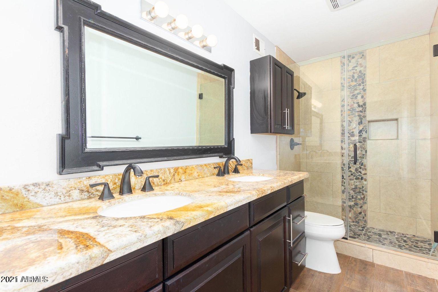 2019 W LEMON TREE Place, 1147