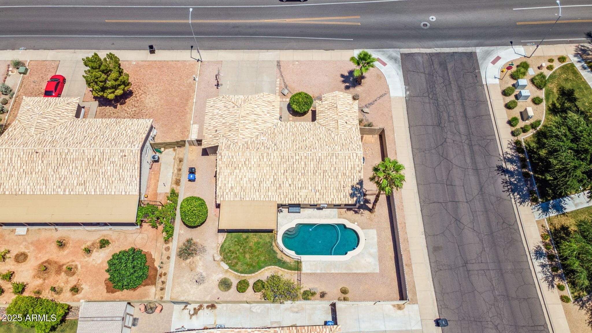 6645 E PRESTON Street