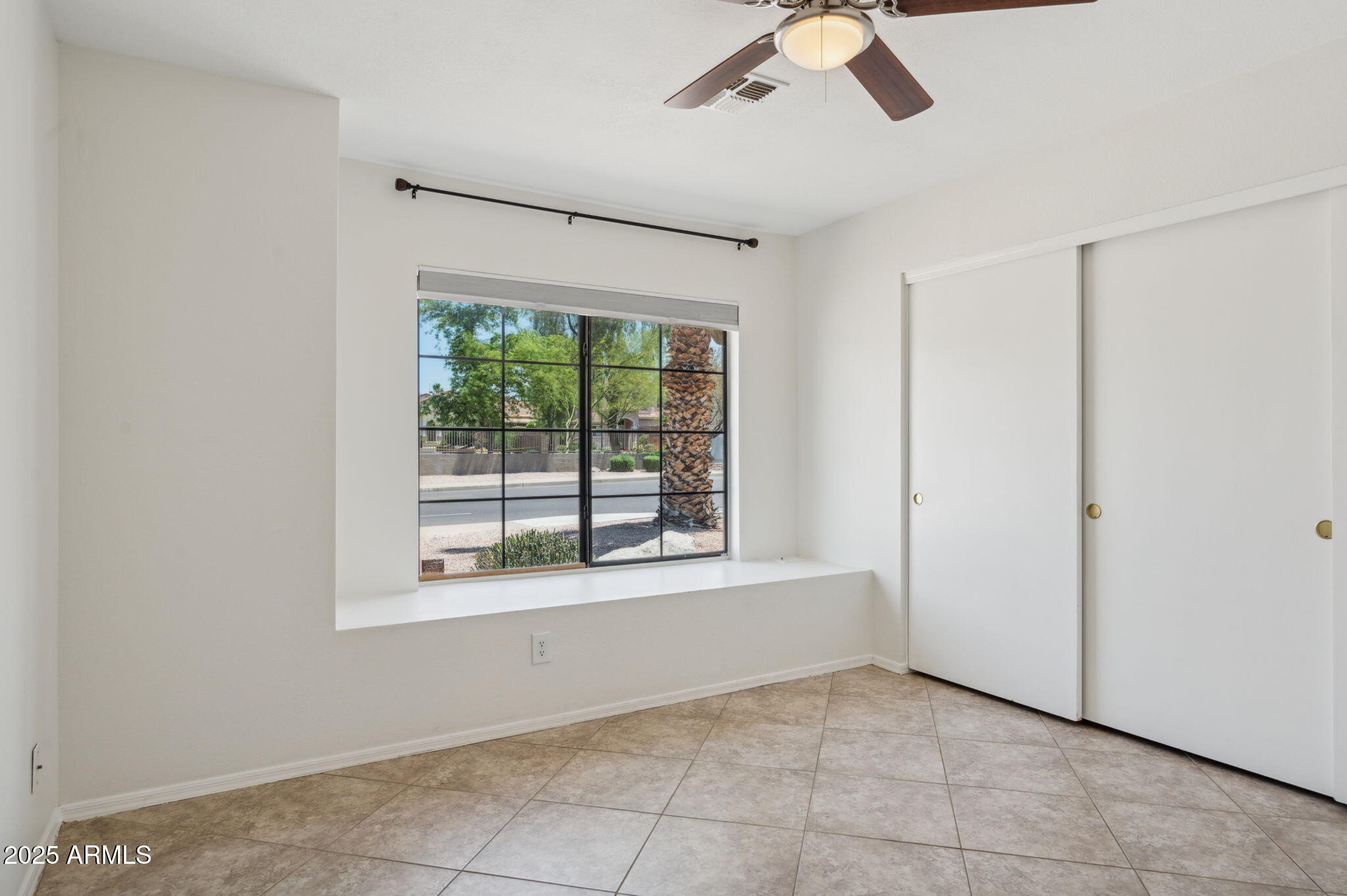 6645 E PRESTON Street