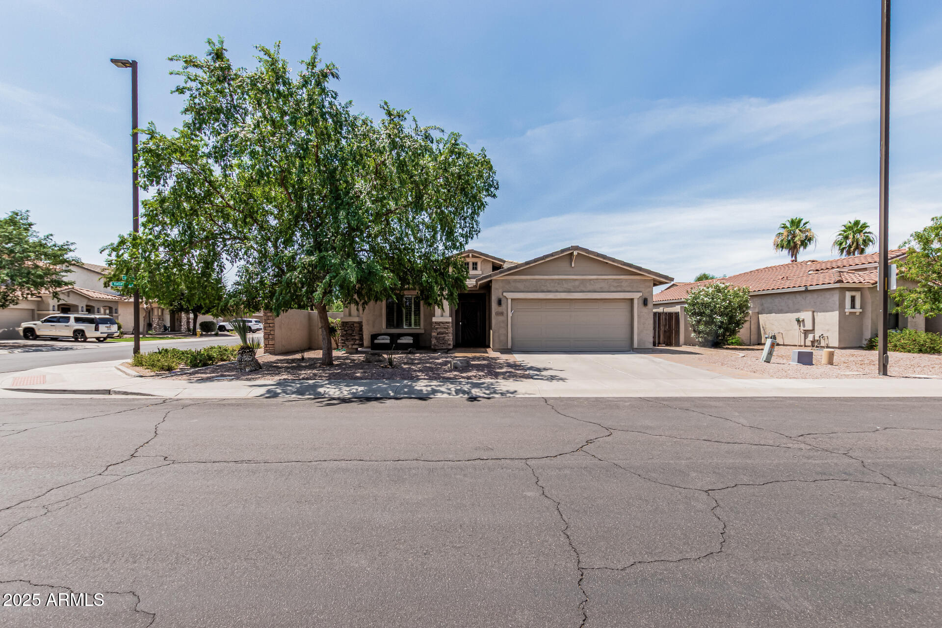 3777 E VALLEJO Drive