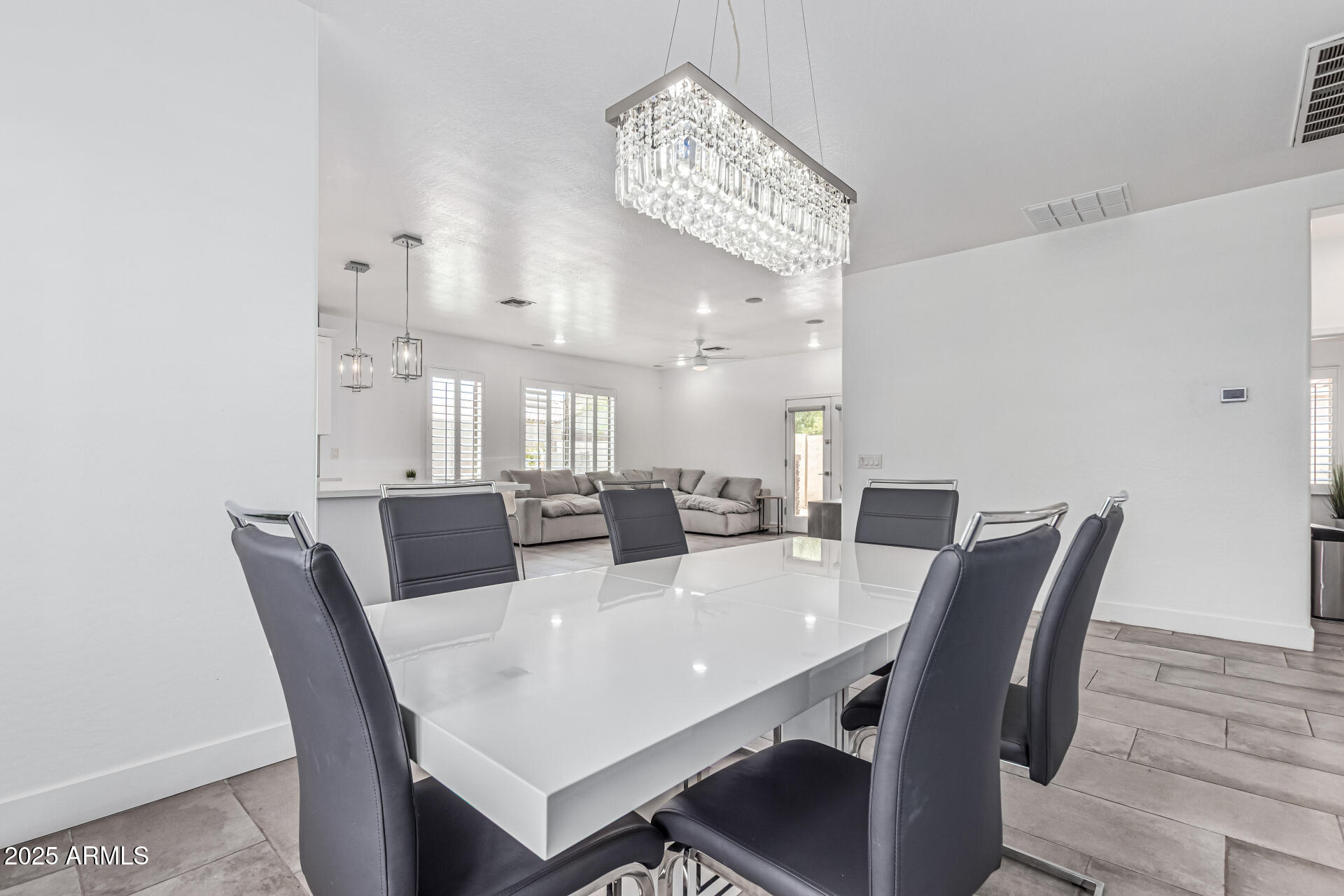 3777 E VALLEJO Drive