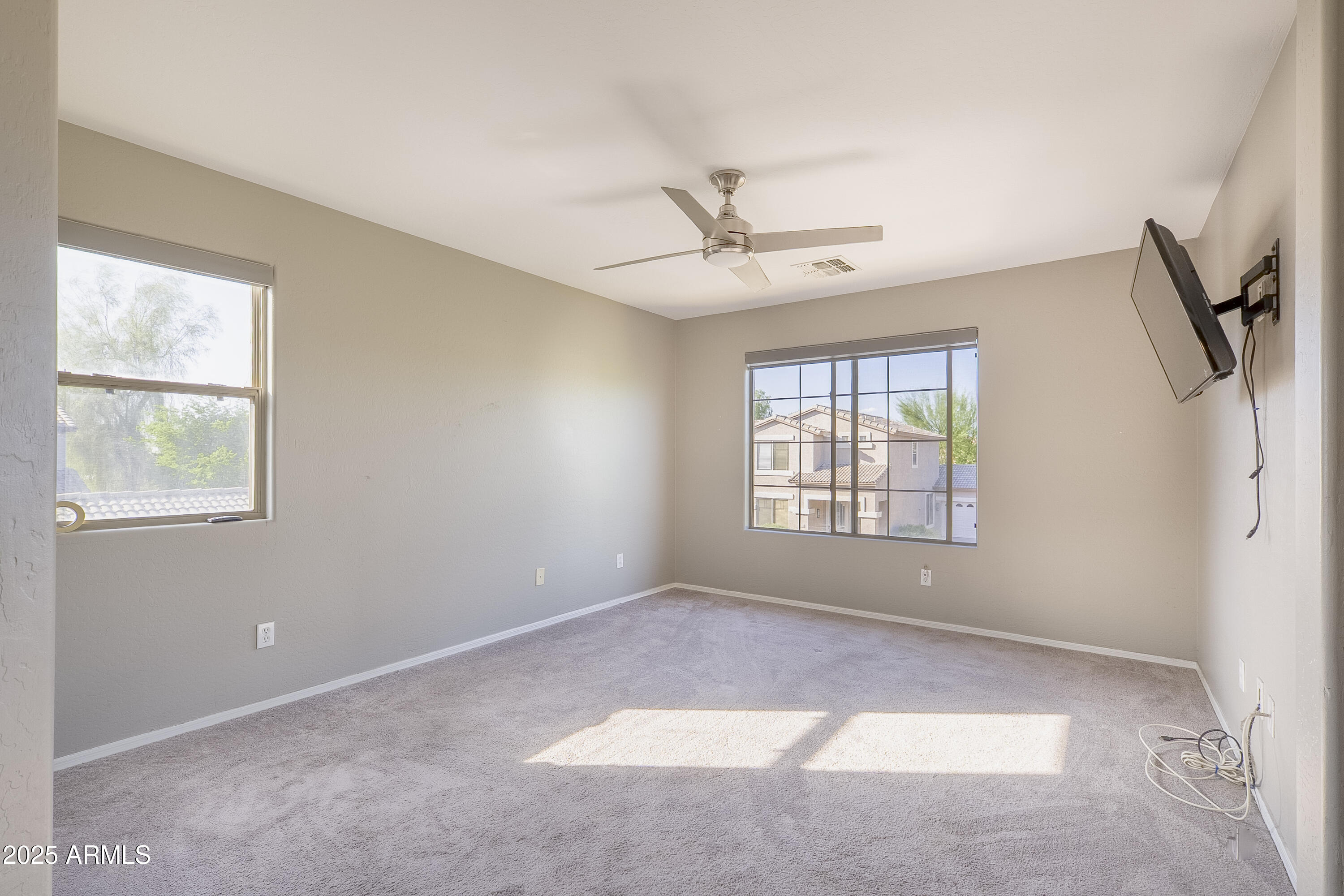 7227 E NORTHRIDGE Street