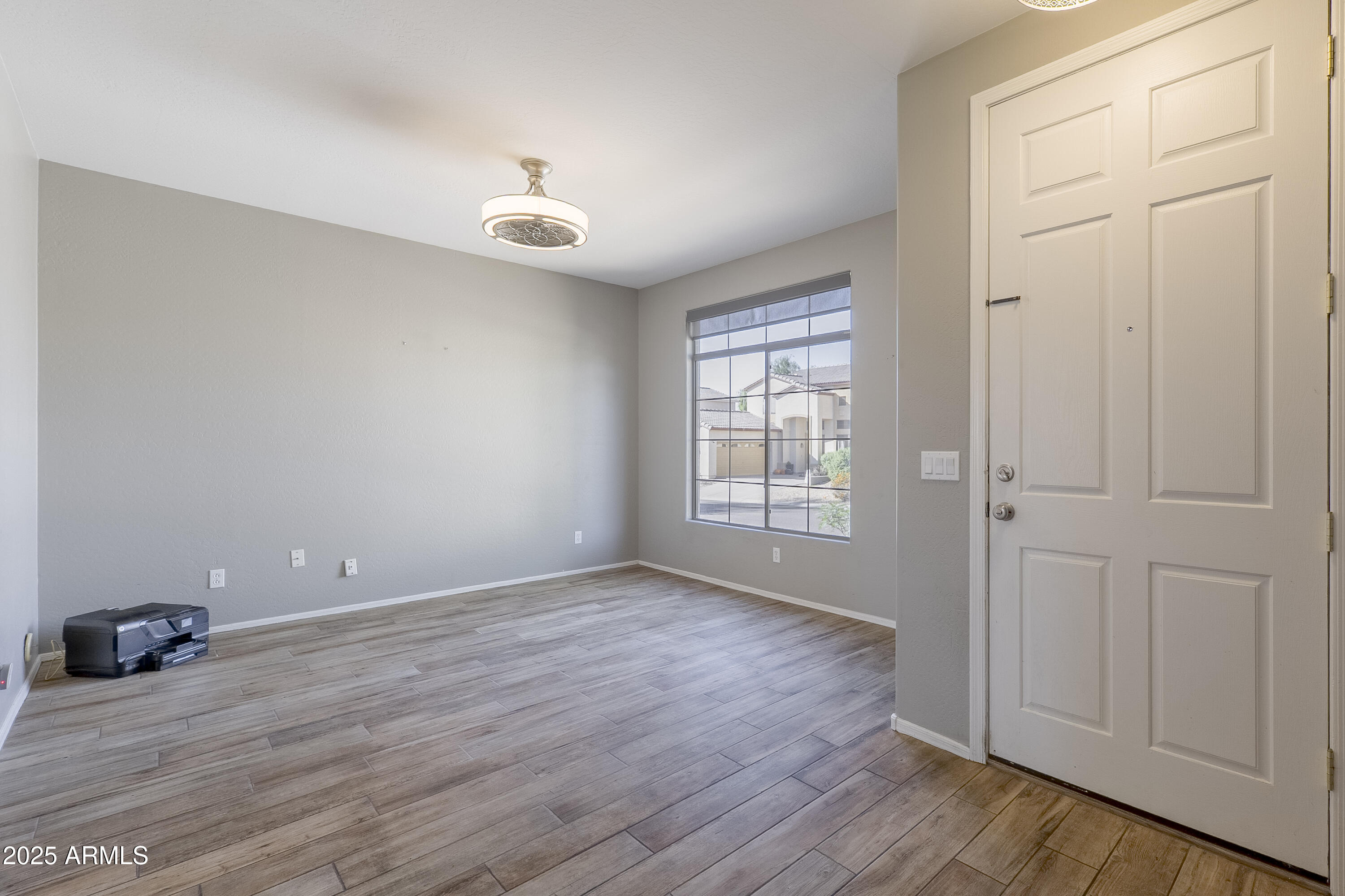 7227 E NORTHRIDGE Street