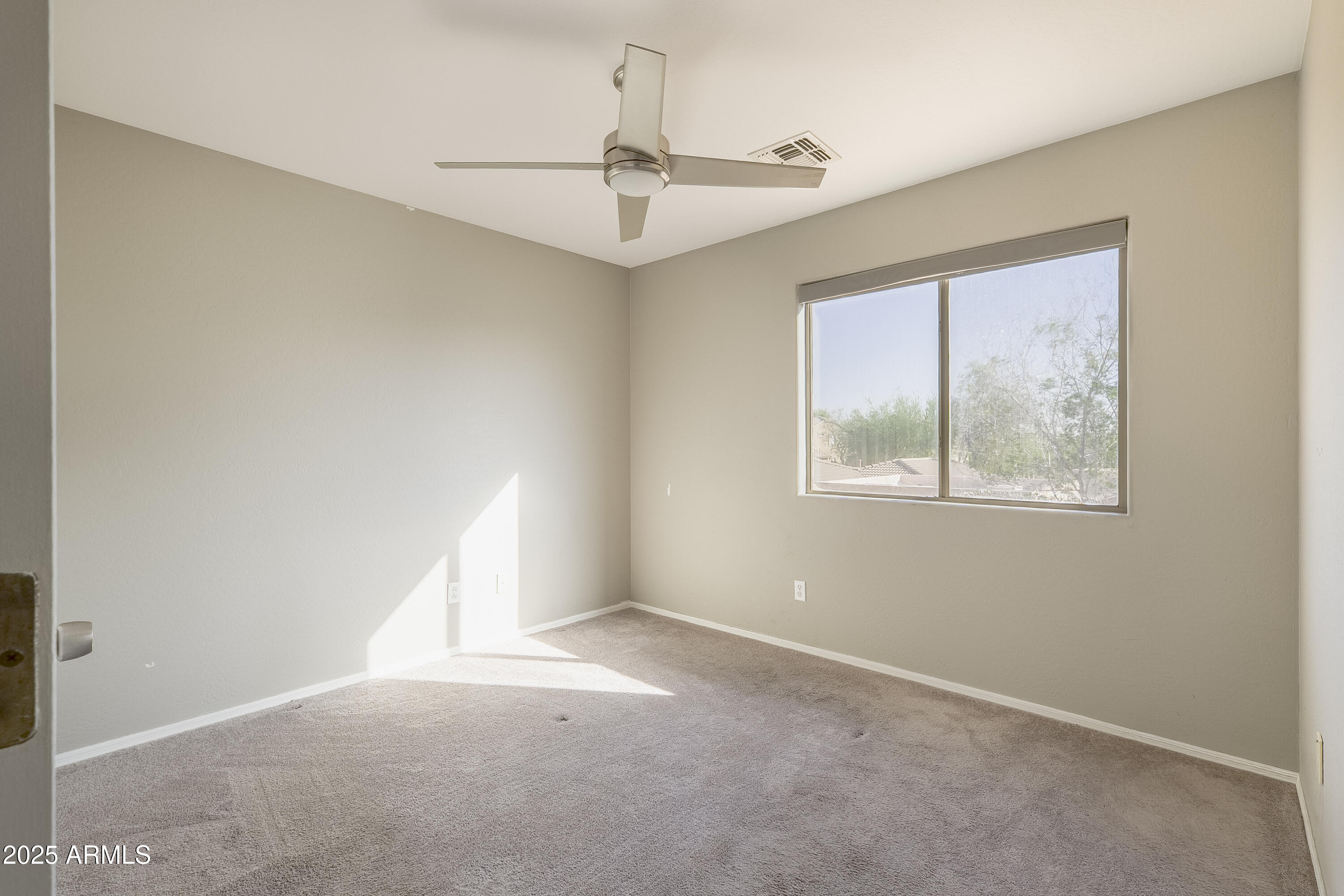 7227 E NORTHRIDGE Street