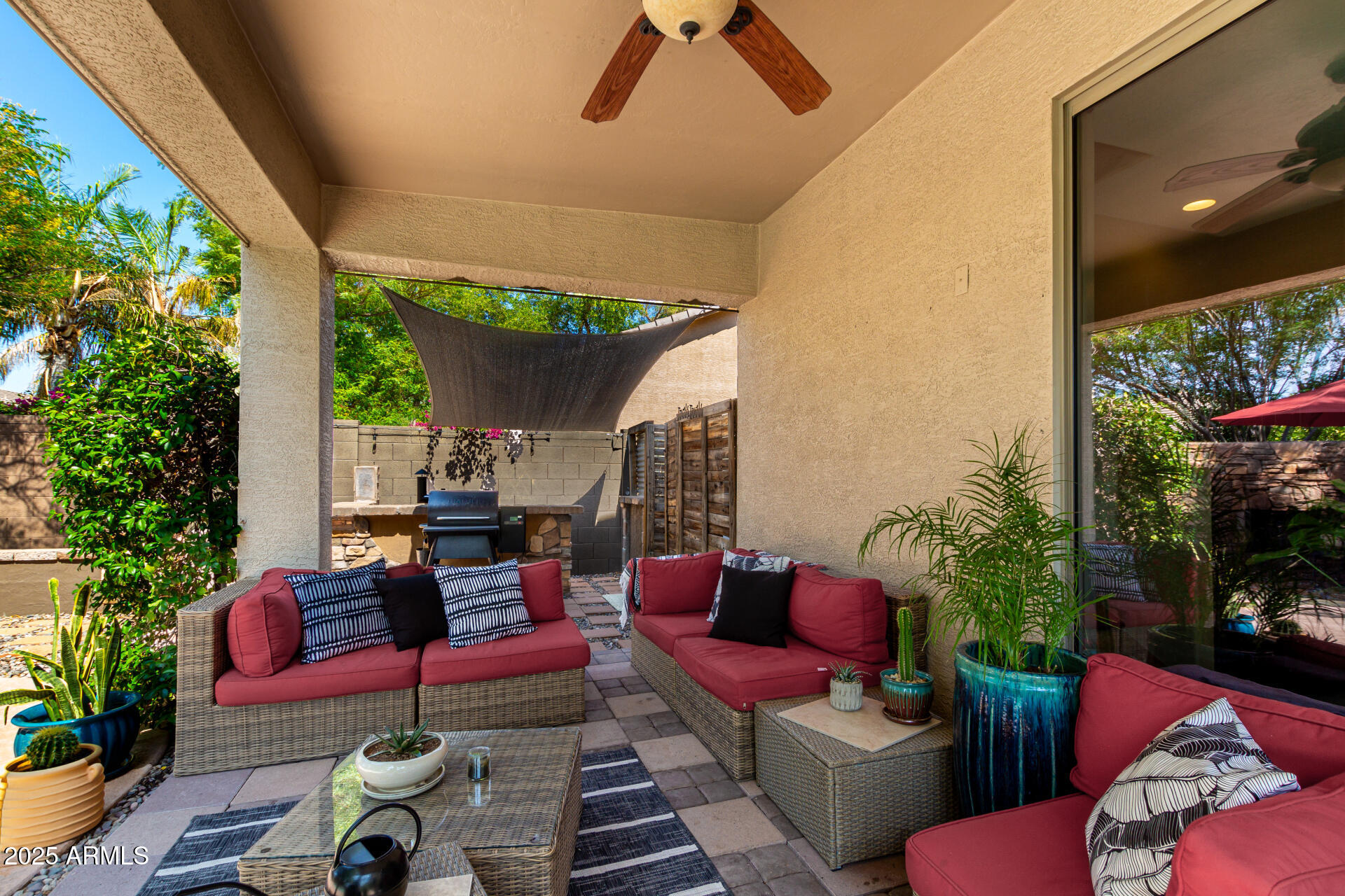 18402 E OAK HILL Lane