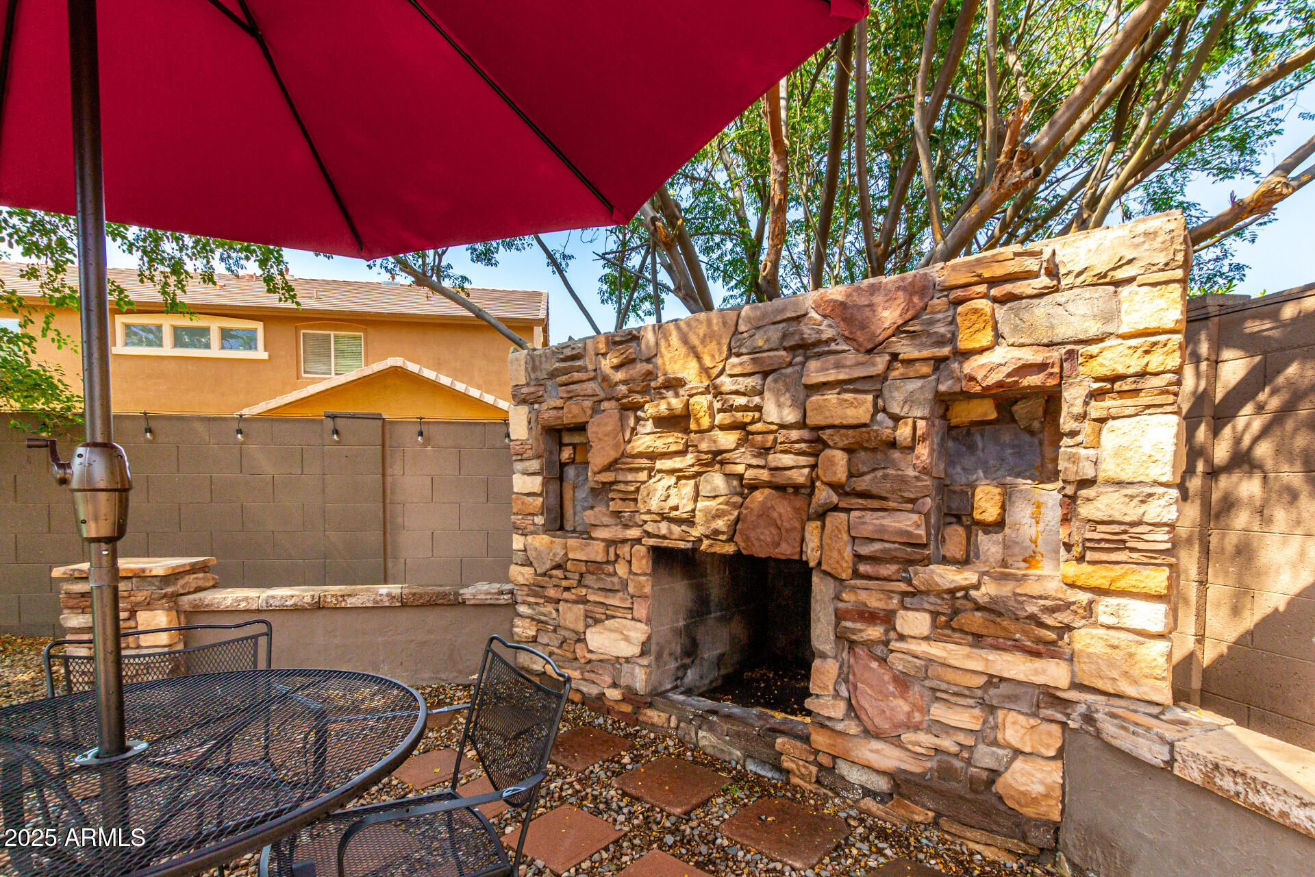 18402 E OAK HILL Lane