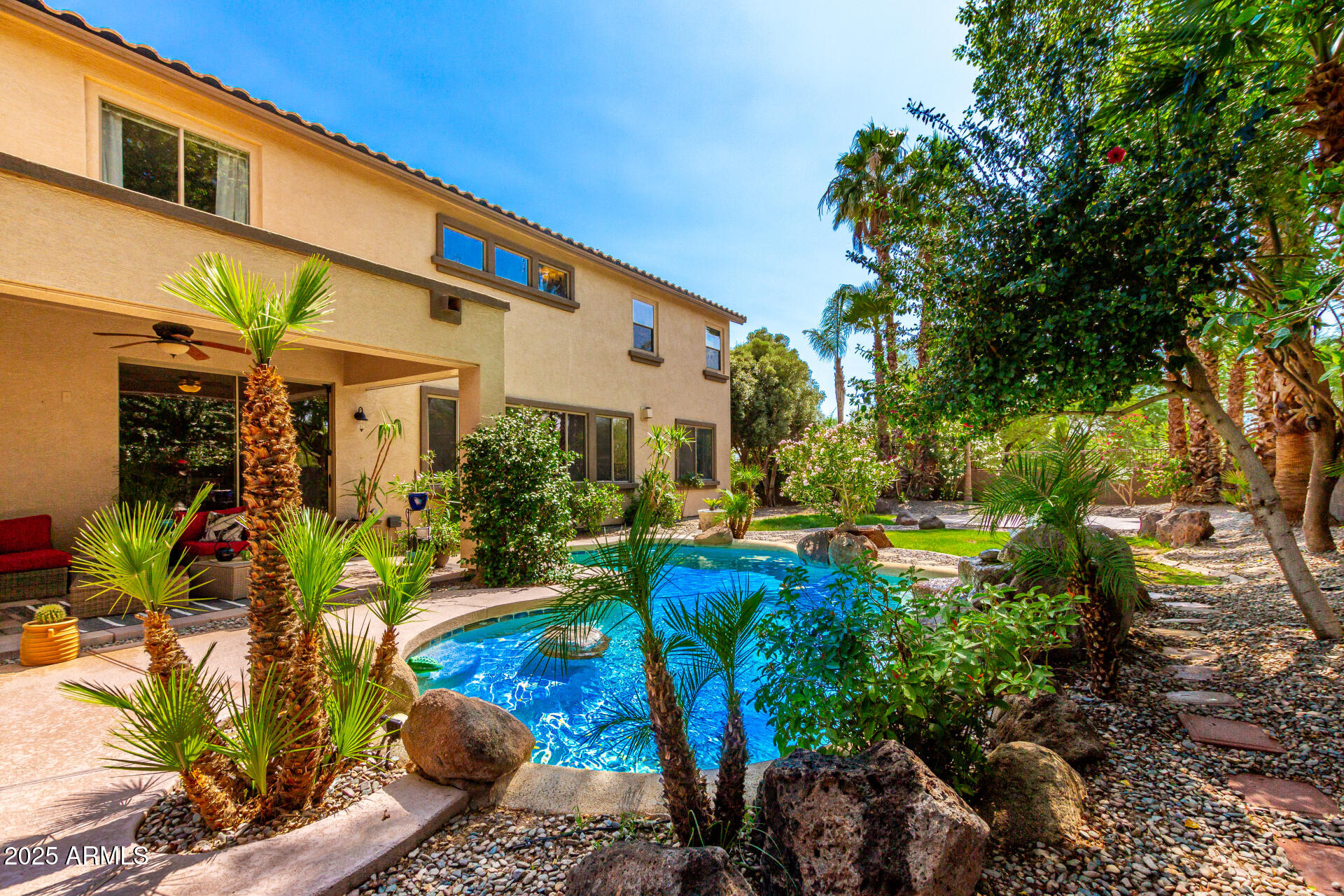 18402 E OAK HILL Lane