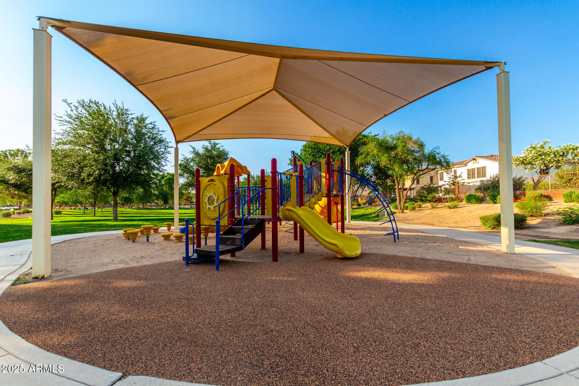 18402 E OAK HILL Lane