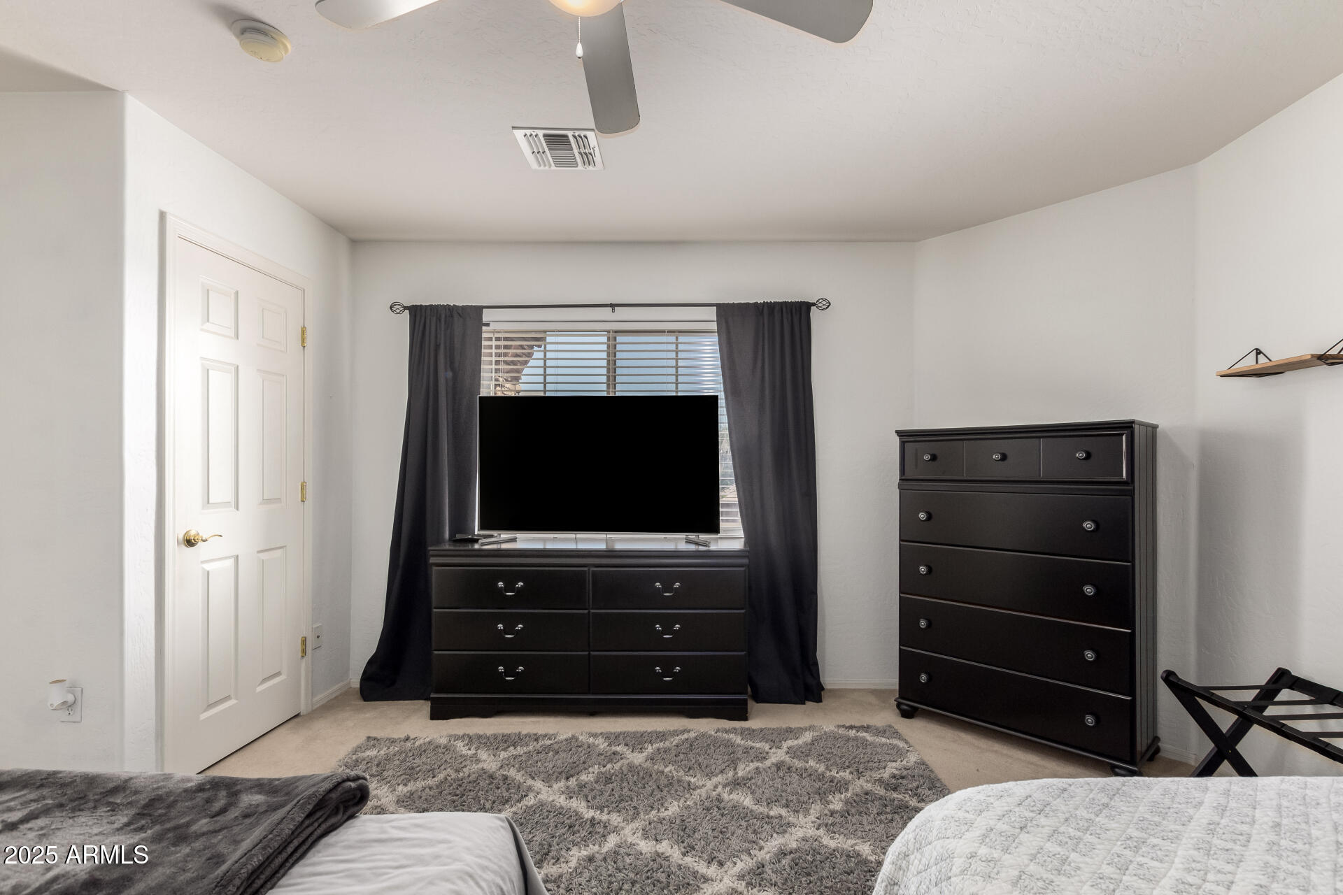 18402 E OAK HILL Lane