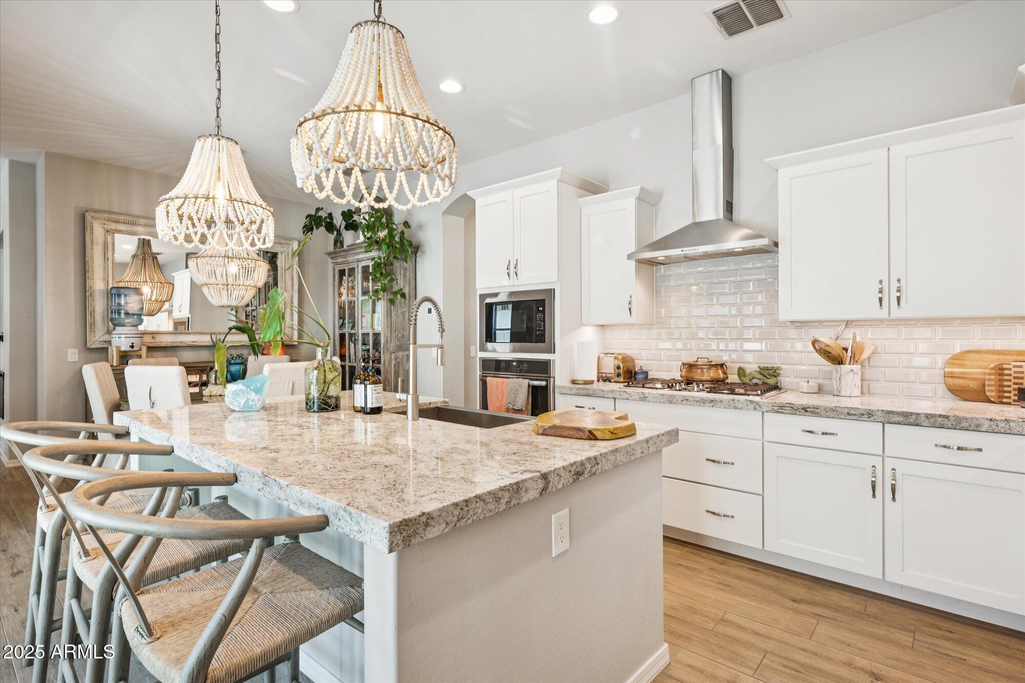 4215 E RONALD Street