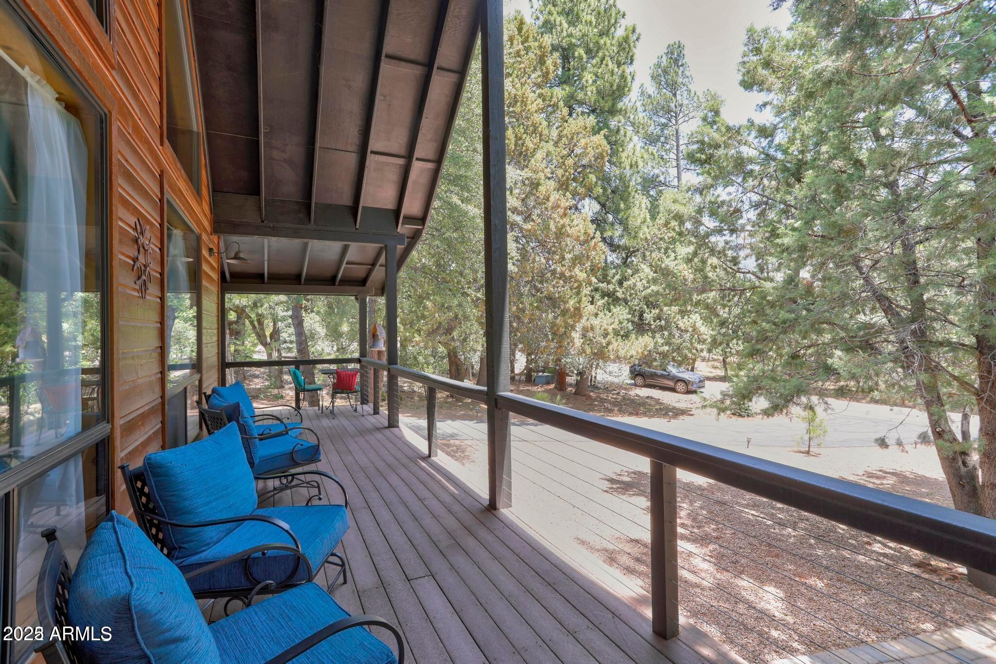 6124 W HIDDEN PINES Loop