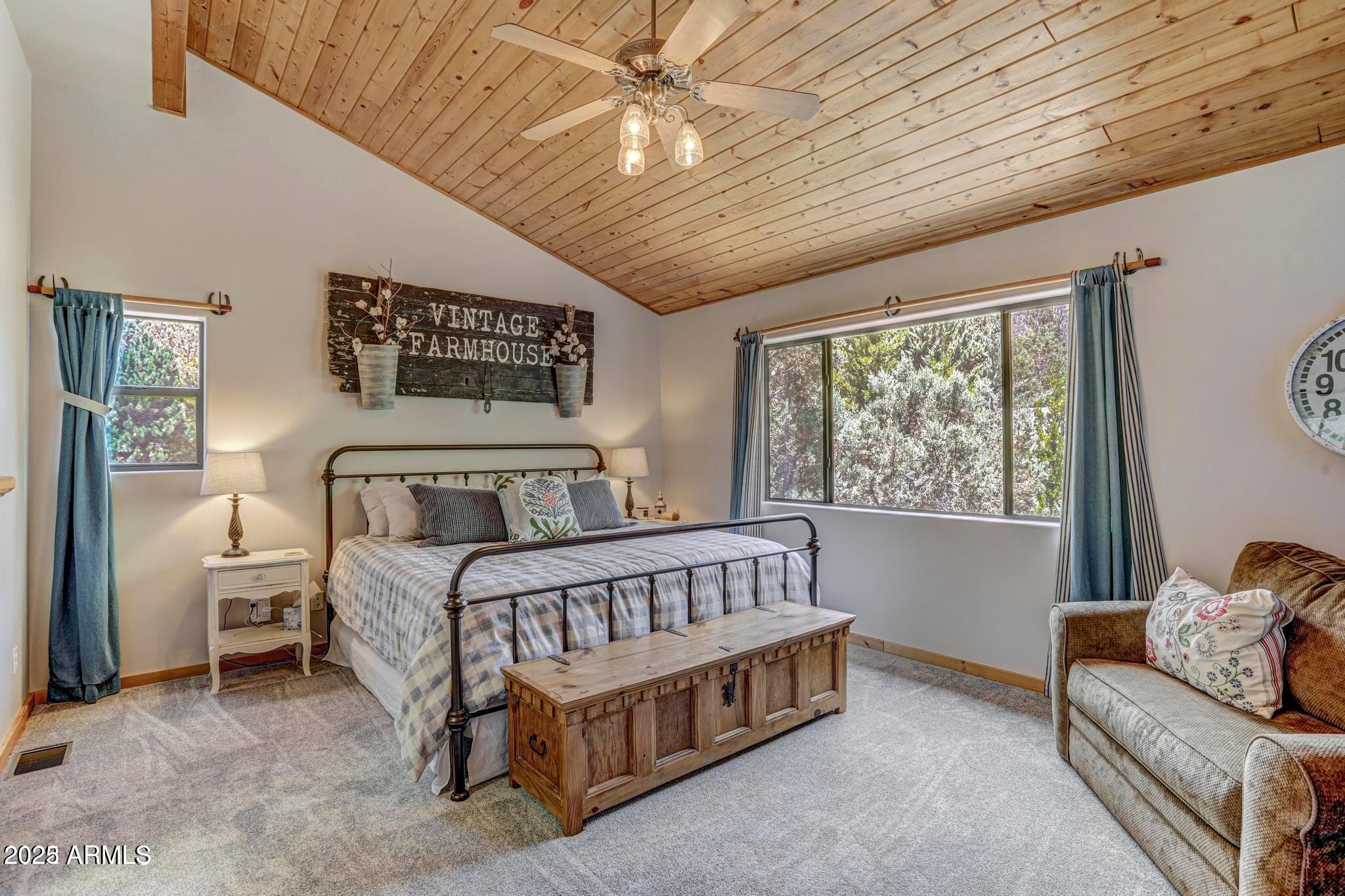 6124 W HIDDEN PINES Loop