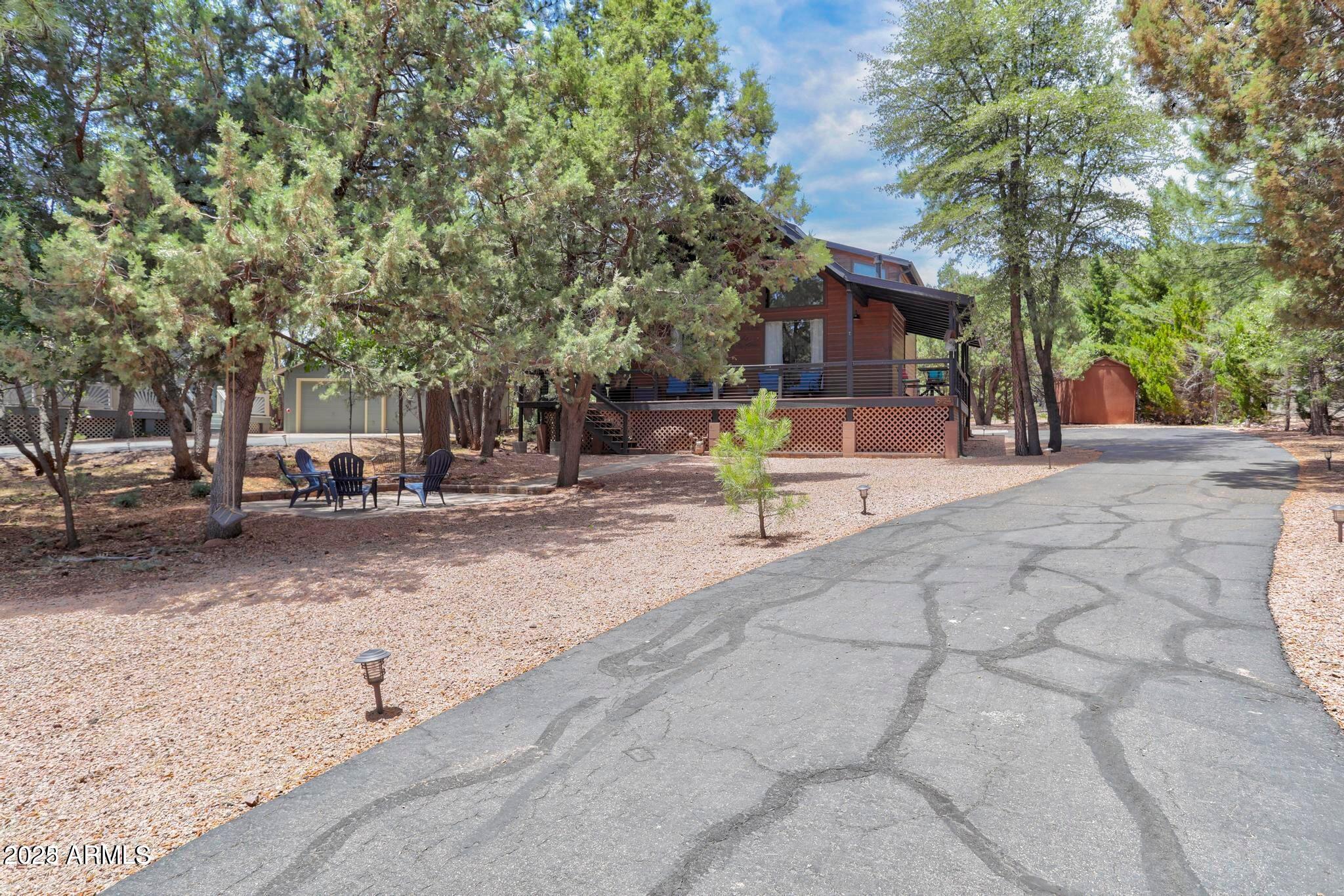 6124 W HIDDEN PINES Loop