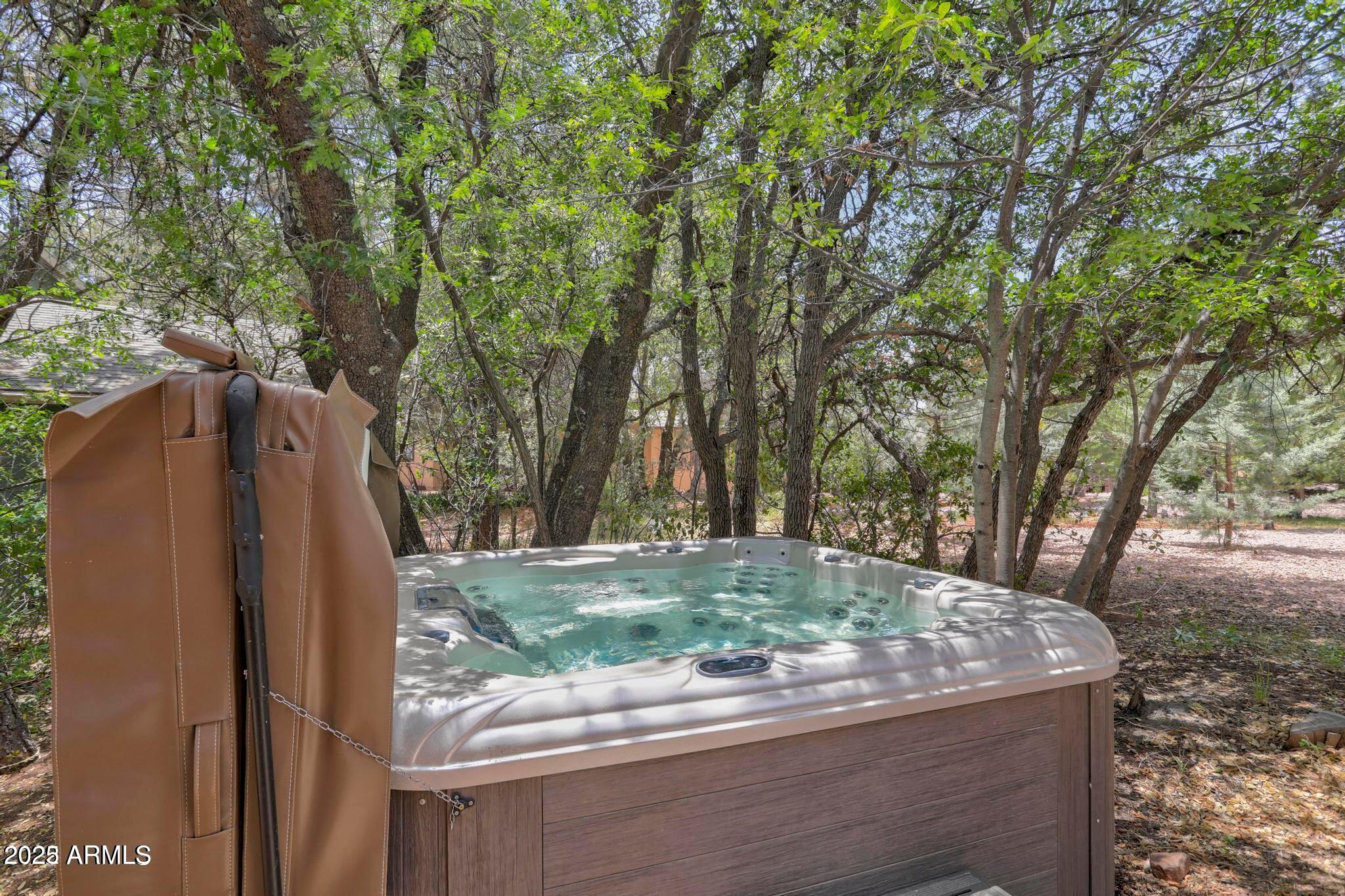 6124 W HIDDEN PINES Loop