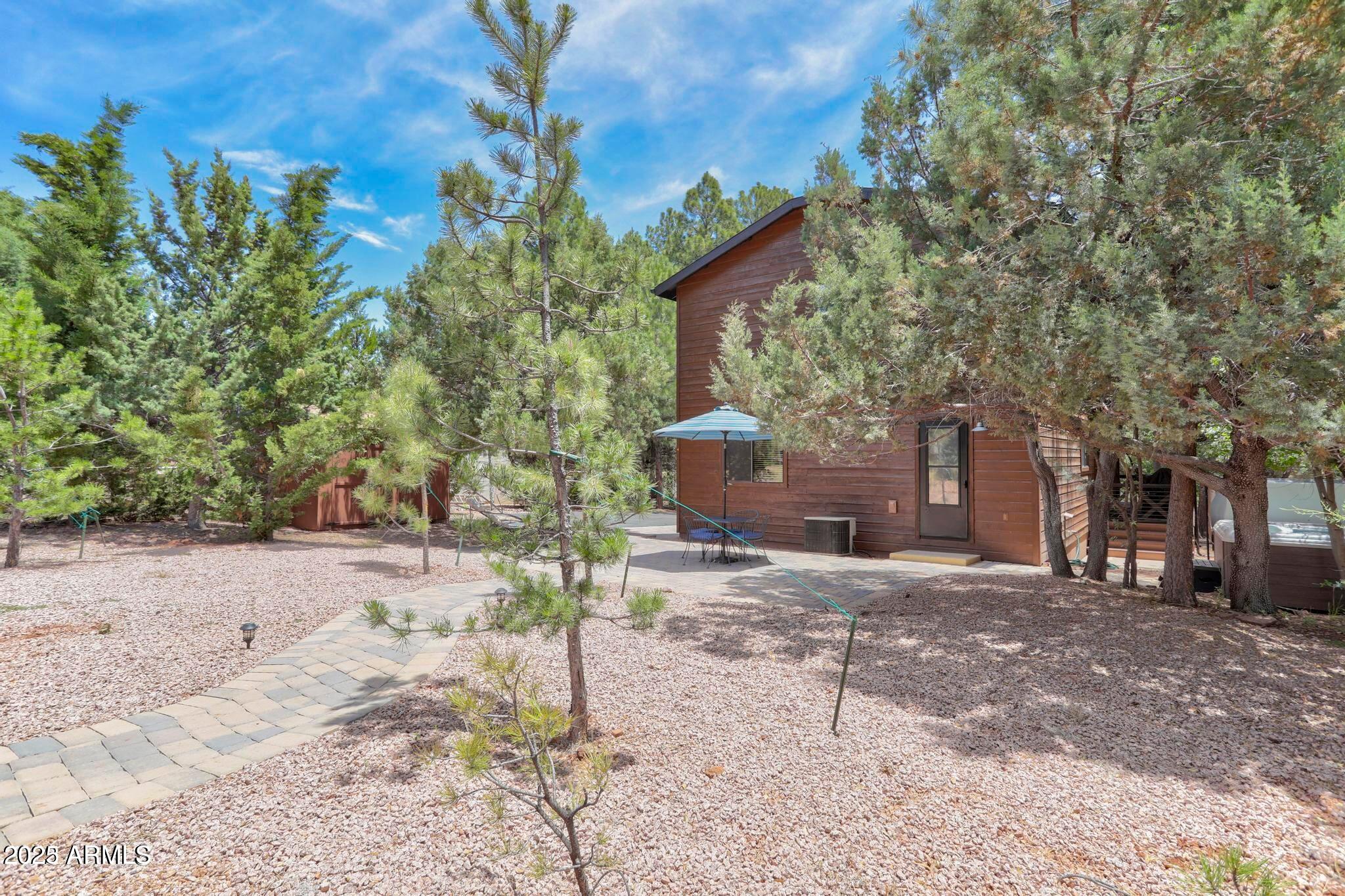 6124 W HIDDEN PINES Loop