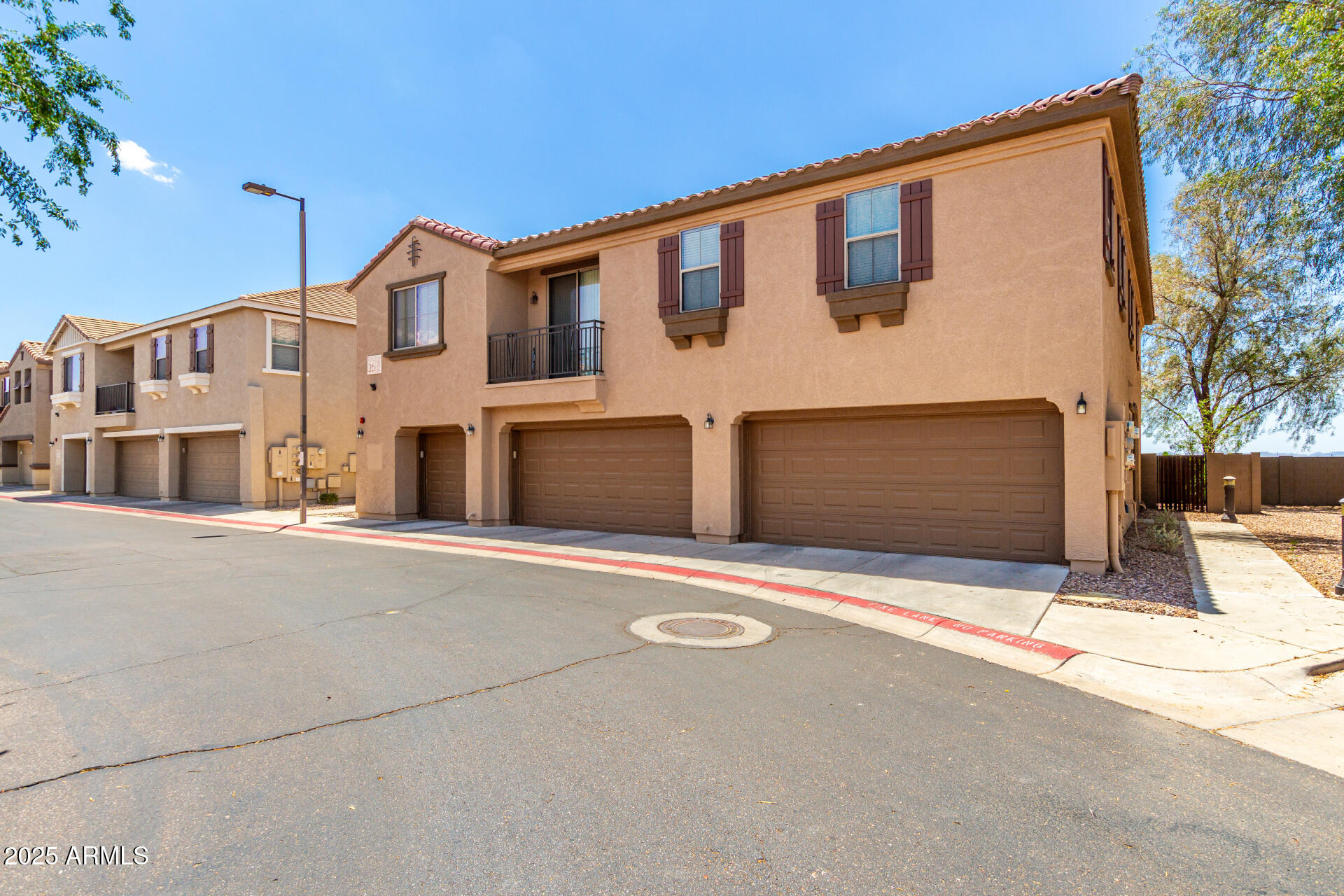 1250 S Rialto, 78
