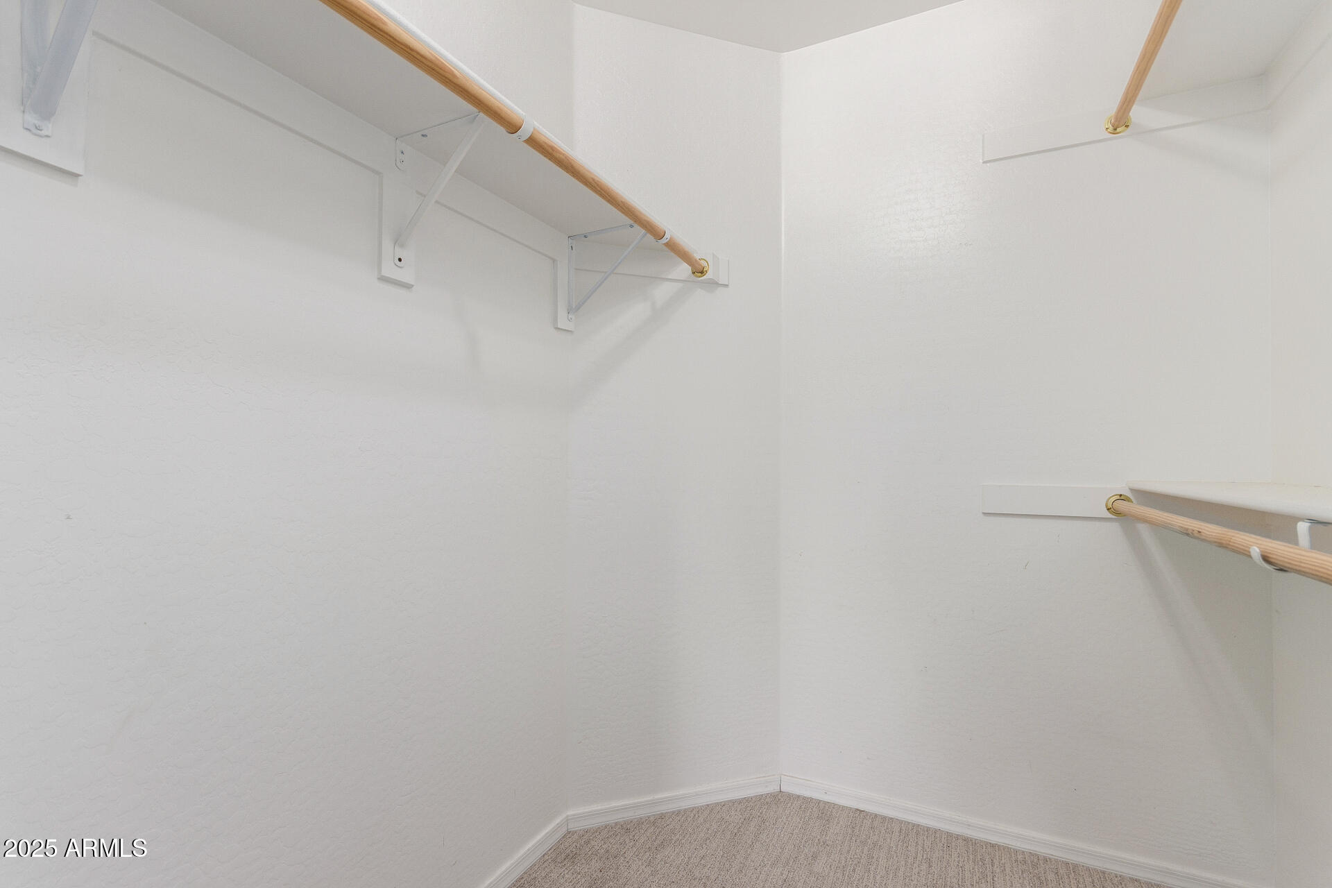 4307 E SHETLAND Drive