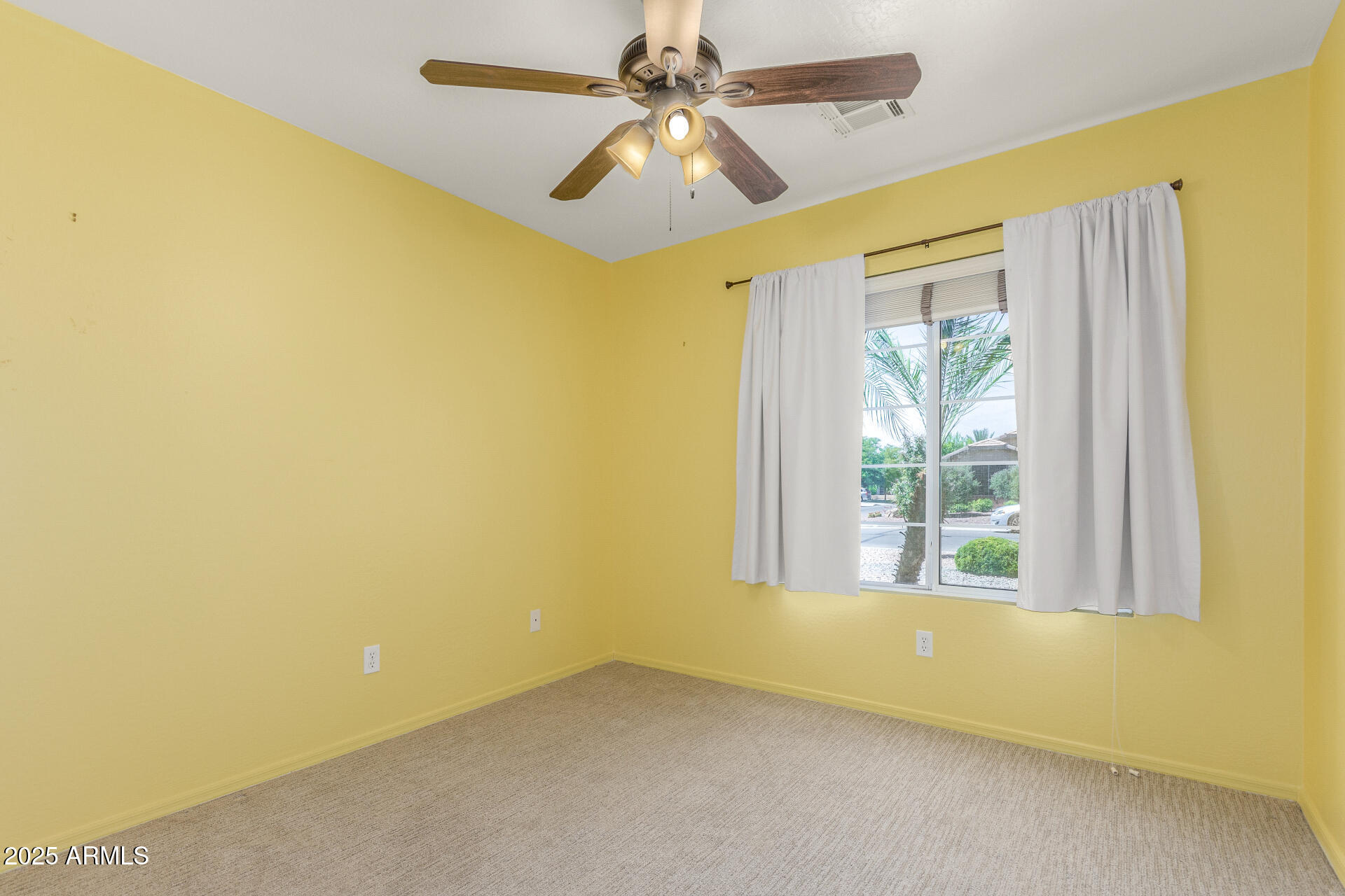 4307 E SHETLAND Drive