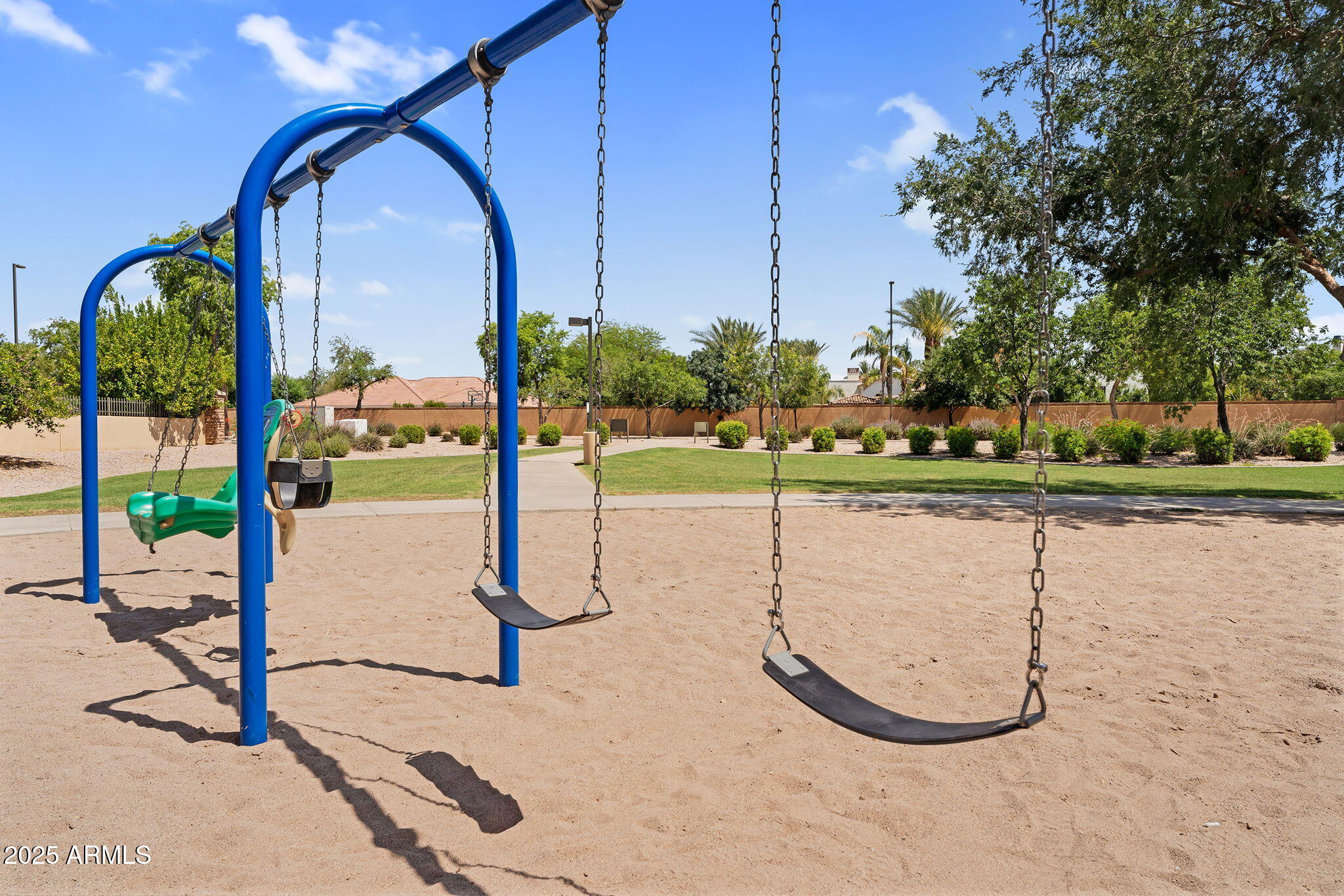 3376 E LAFAYETTE Avenue