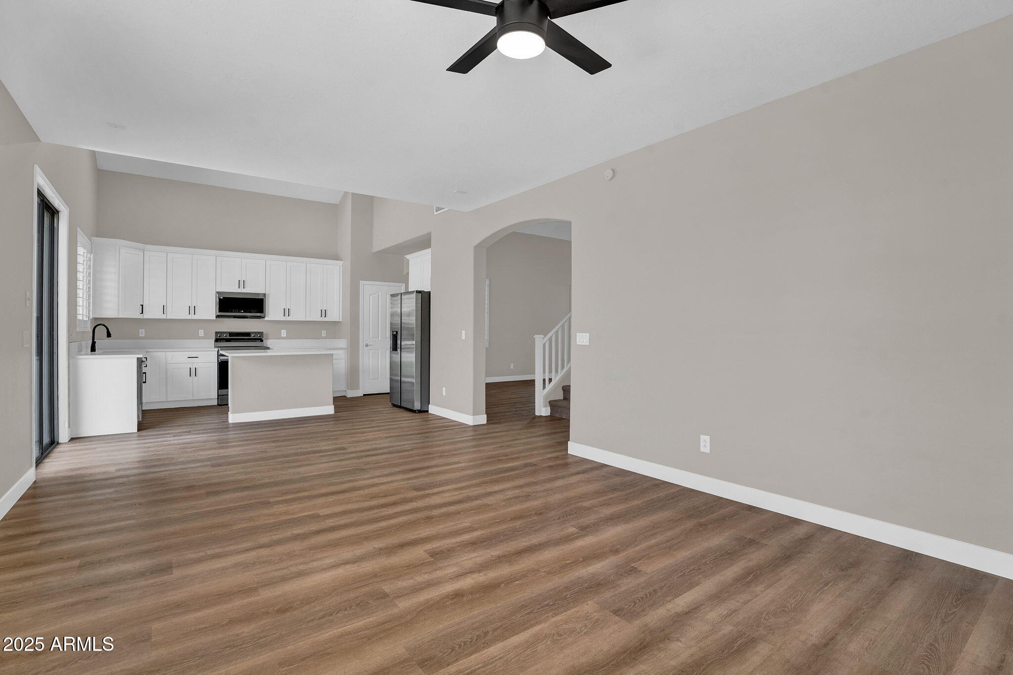 3376 E LAFAYETTE Avenue