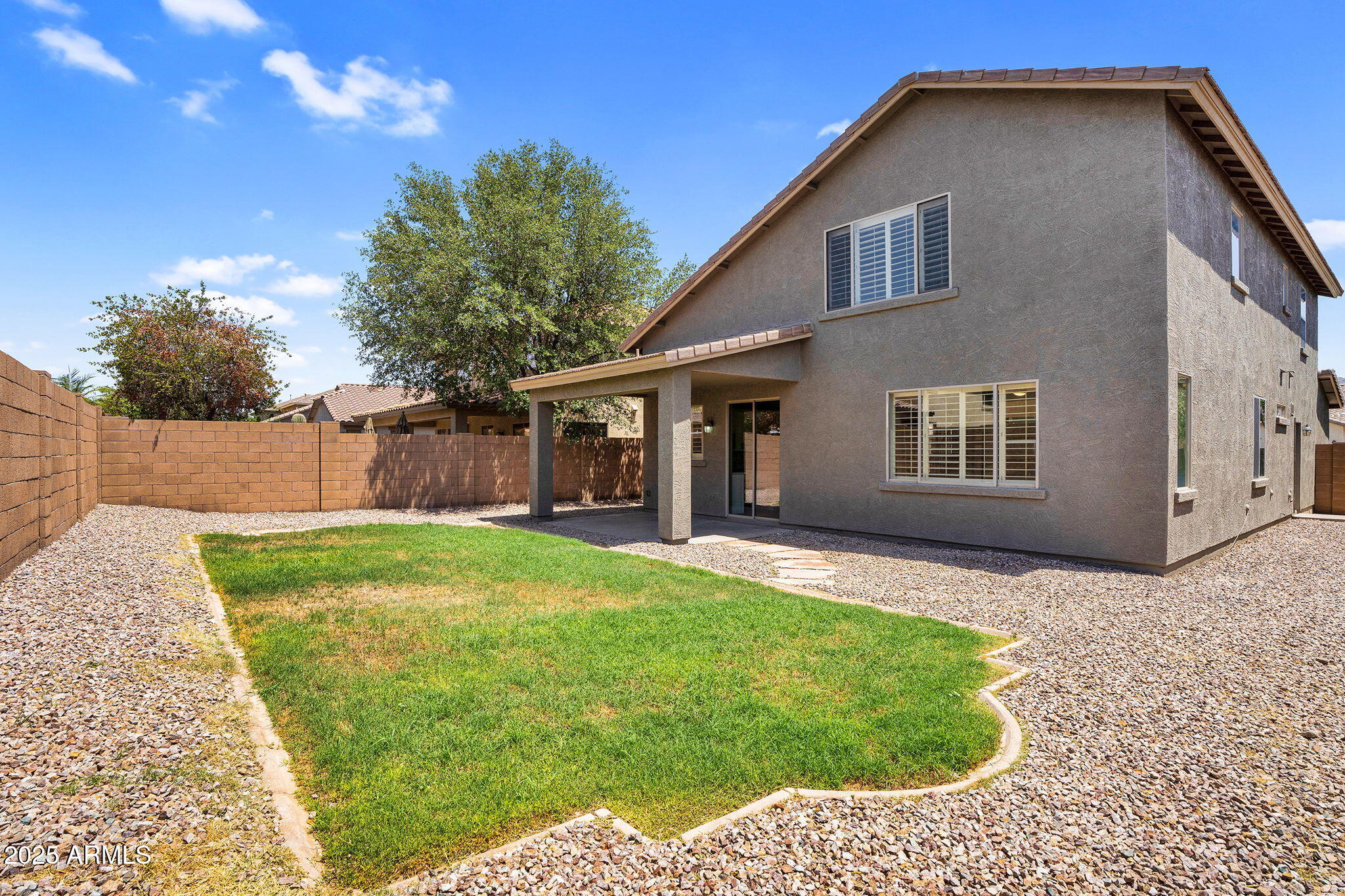 3376 E LAFAYETTE Avenue