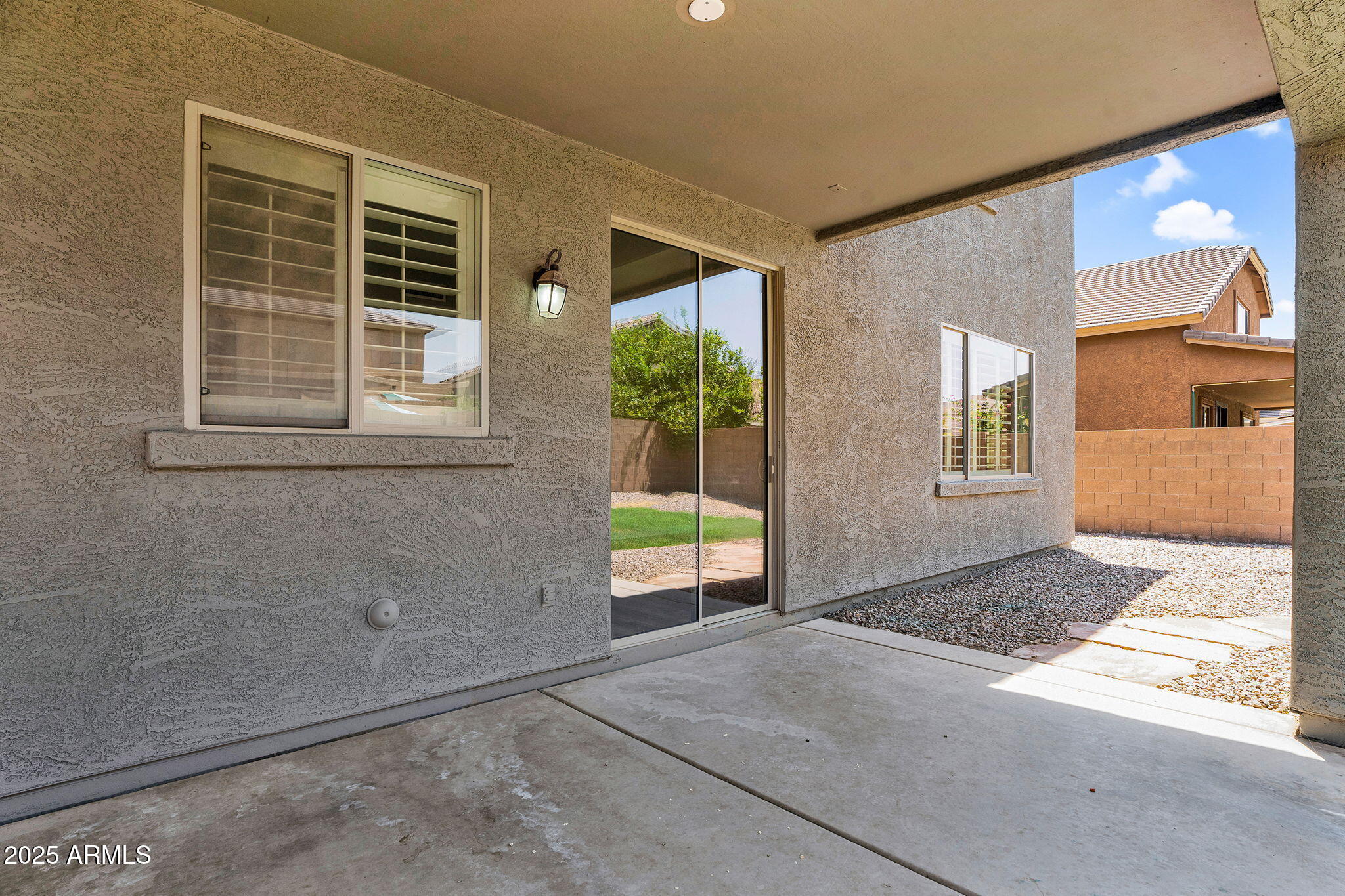 3376 E LAFAYETTE Avenue