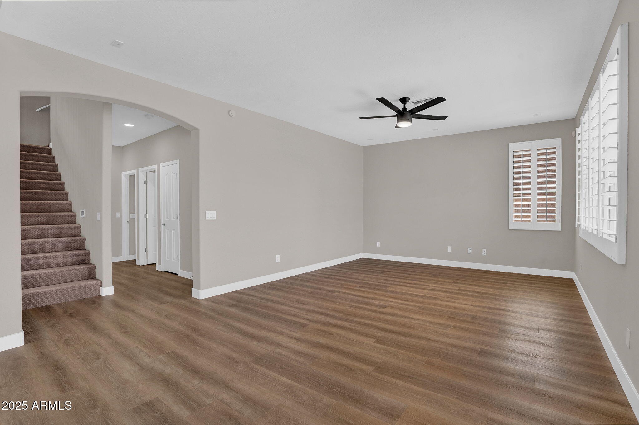 3376 E LAFAYETTE Avenue