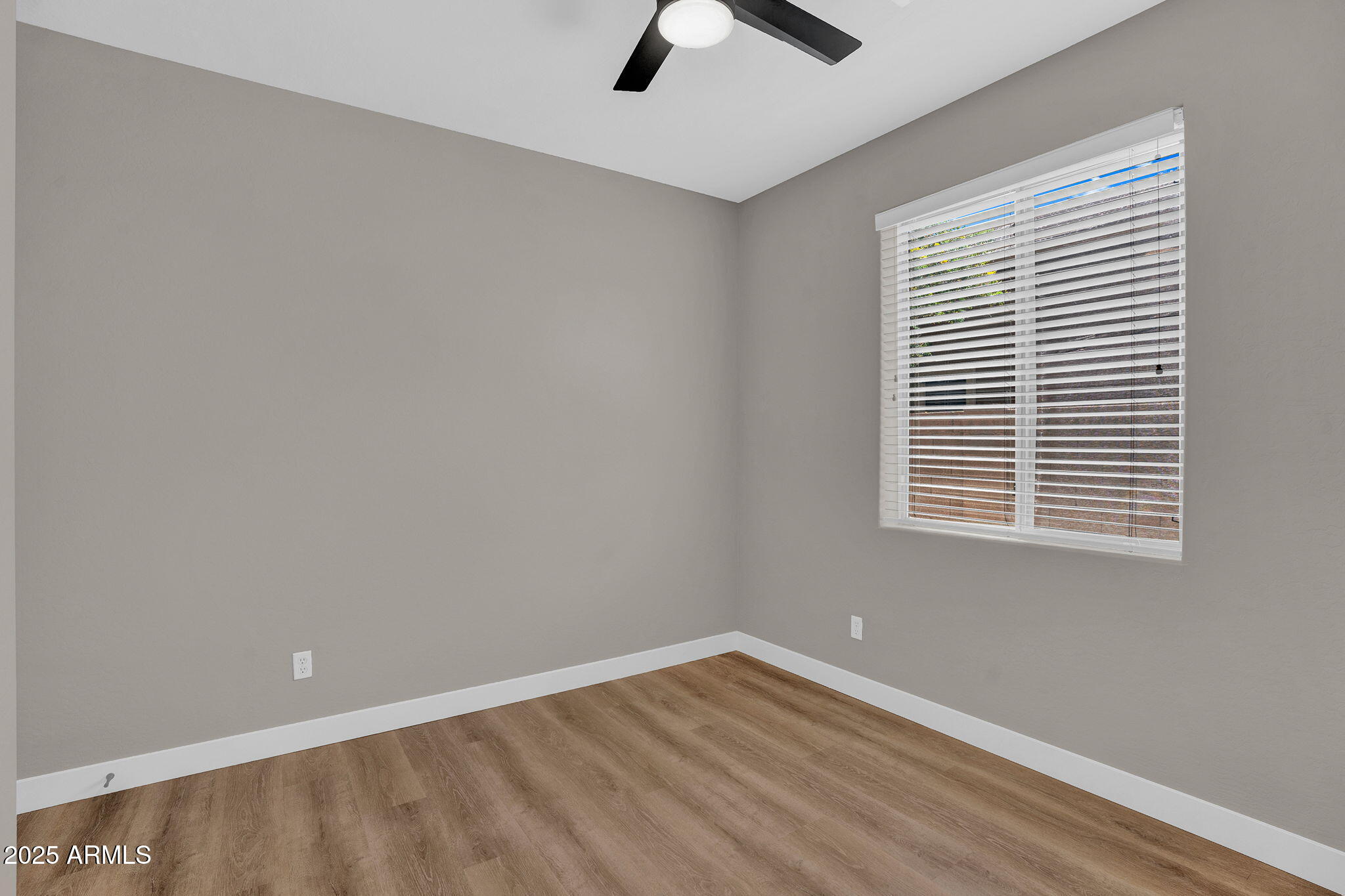 3376 E LAFAYETTE Avenue