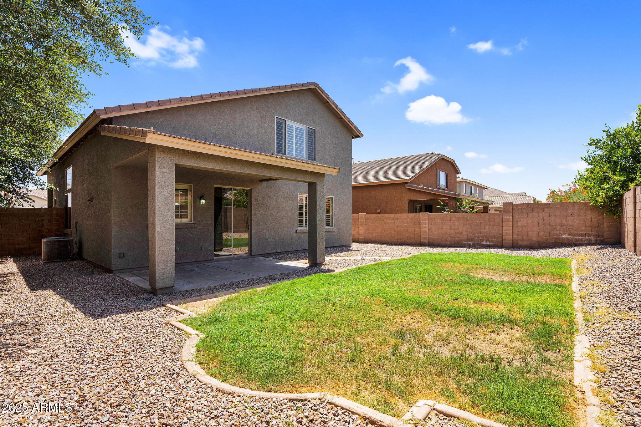 3376 E LAFAYETTE Avenue