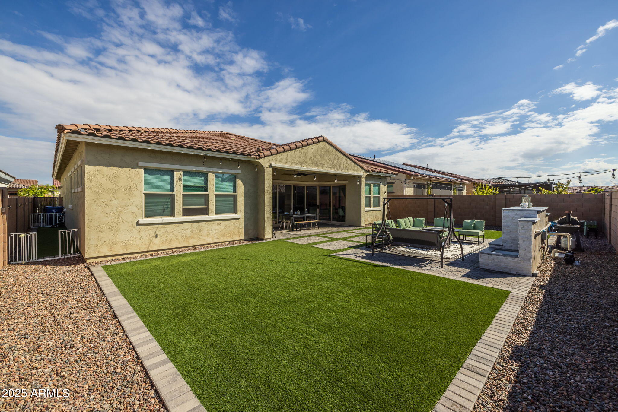 10709 E THORNTON Avenue